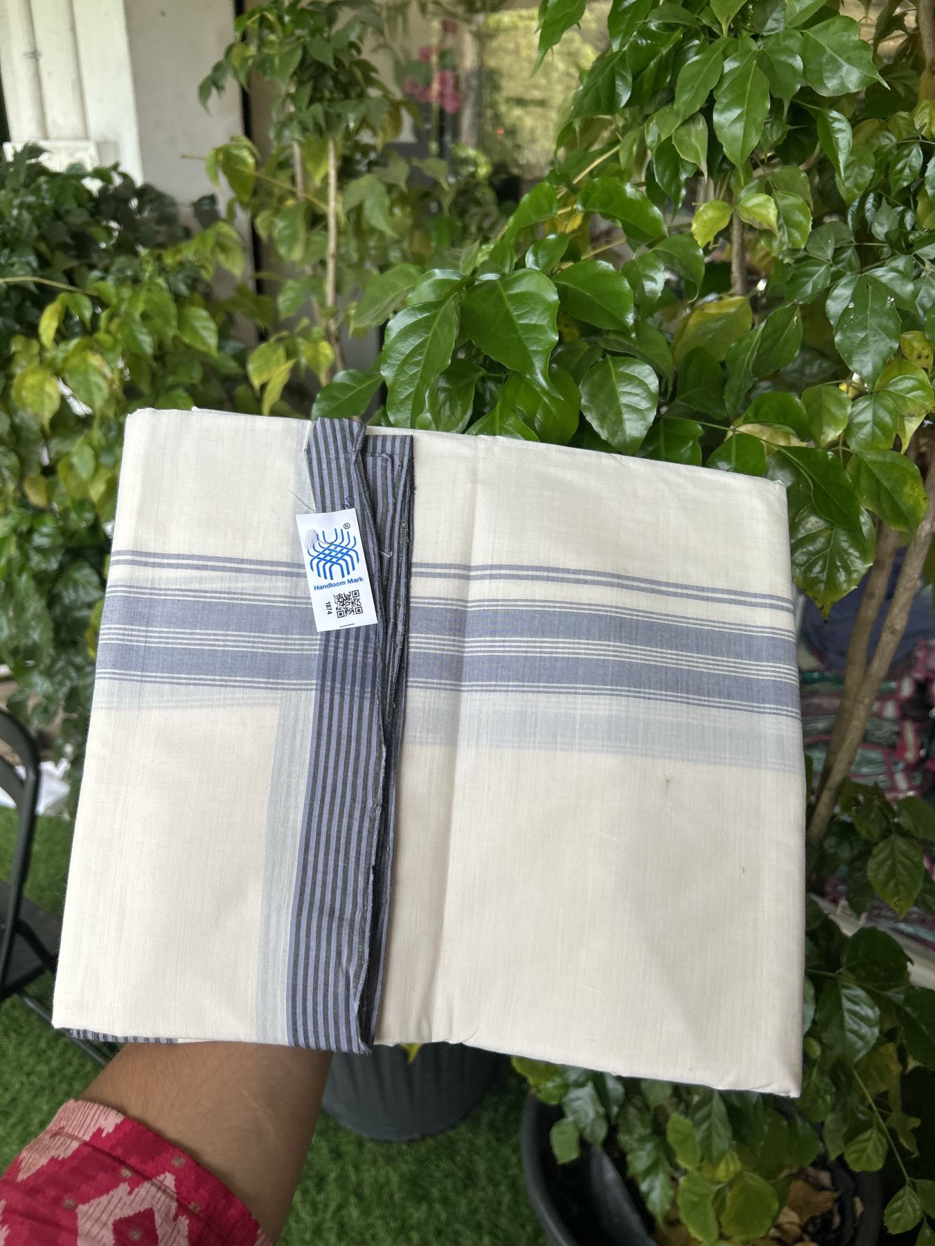 Kerala Handloom - Signature Kaitharikada - Government Sealed Hallmarked-100% Pure Cotton! (2/120sX100) Twisted Thread- Off White Double Mundu/Dhoti - 1.5 inch Lavender Shaded Striped Kara 4 mtr (8.5 muzham) - 11 KK5331 KAL