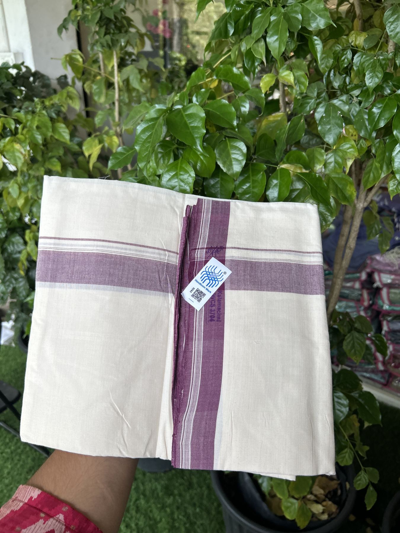 Kerala Handloom - Signature Kaitharikada - 100% Pure Cotton! (2/120X90) Twisted Thread- Off White Double Mundu/Dhoti - 1.25 inch Maroon Shaded Striped Kara 4 mtr (8.5 muzham) - 10 KK5331 KAL