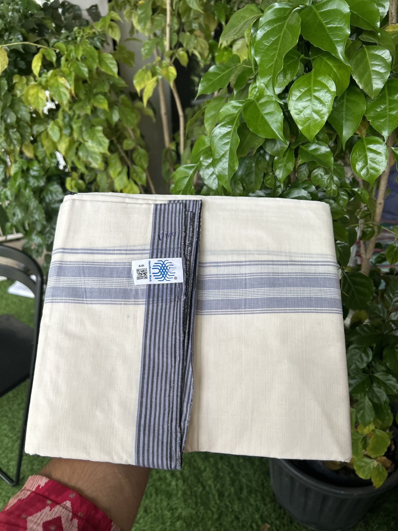 Kerala Handloom - Signature Kaitharikada - Government Sealed Hallmarked-100% Pure Cotton! (2/120sX100) Twisted Thread- Off White Double Mundu/Dhoti - 1.5 inch Light Lavender Blue Shaded Striped Kara 4 mtr (8.5 muzham) - 24 KK5331 KAL