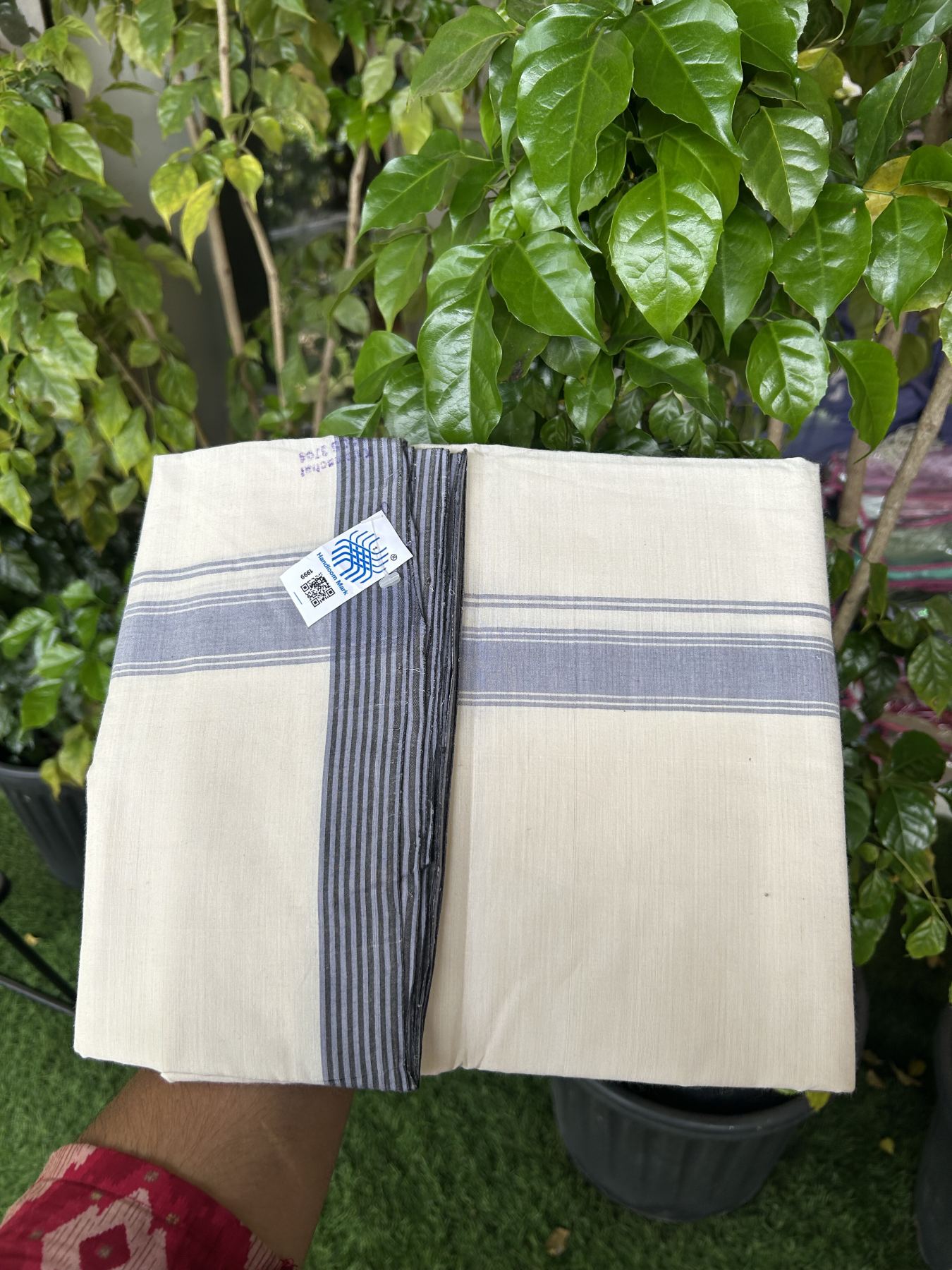 Kerala Handloom - Signature Kaitharikada - Government Sealed Hallmarked-100% Pure Cotton! (2/120sX100) Twisted Thread- Off White Double Mundu/Dhoti - 1.25 inch Lavender Blue Shaded Striped Kara 4 mtr (8.5 muzham) - 22 KK5331 KAL