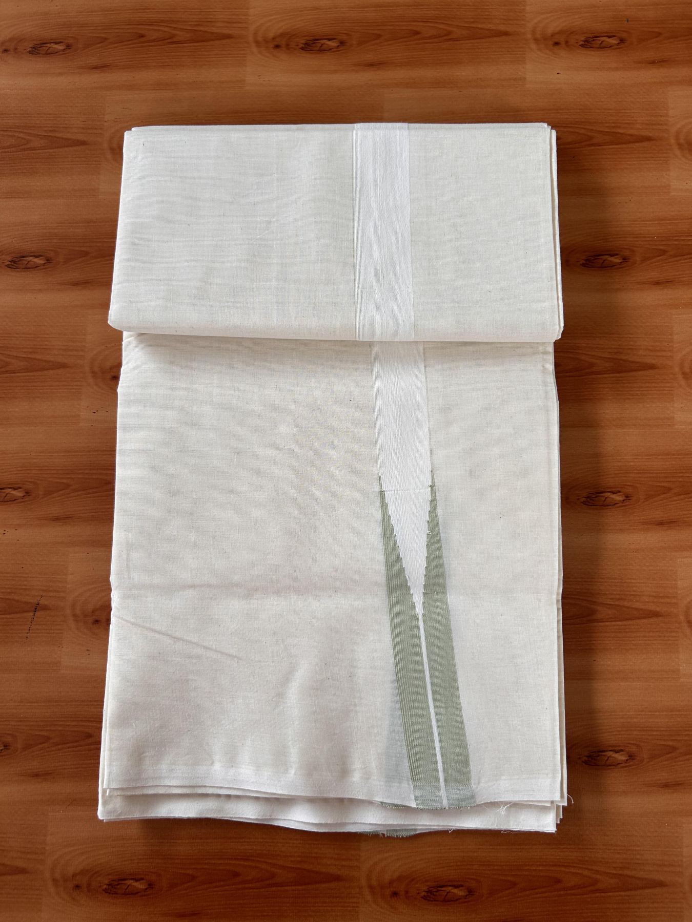 Double Off white Mundu/Dhoti - 20% Discount! KaithariKada Balaramapuram - 100% Cotton  100x100 - 1.25 inch Puliyilakkara Pista Green shaded Chutty Kara - 4 mtr (8.5 muzham) - 6 KK5435 ASH