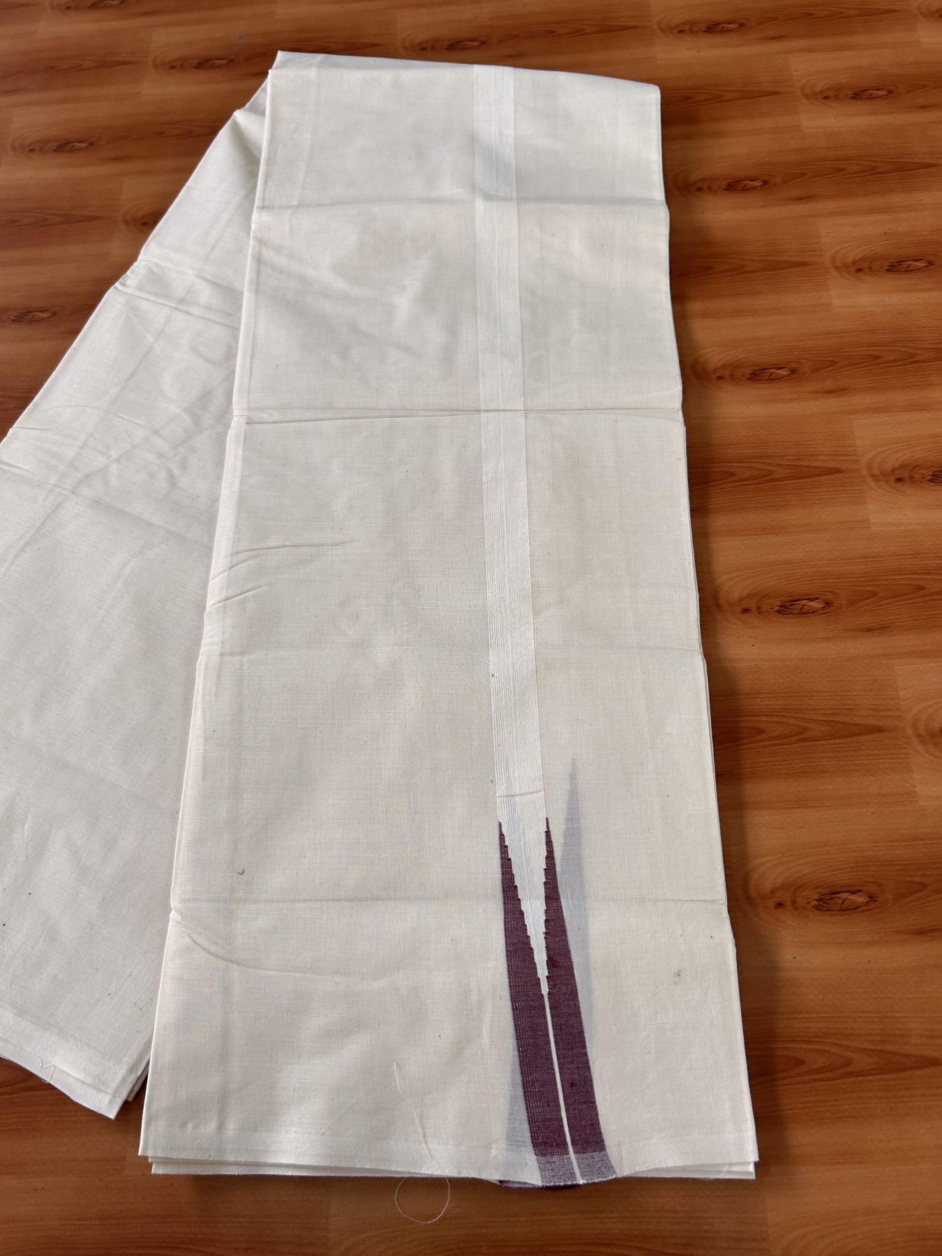 Double Off white Mundu/Dhoti - 20% Discount! KaithariKada Balaramapuram - 100% Cotton  100x100 - 1.25 inch Puliyilakkara Dark Maroon Chutty Kara - 4 mtr (8.5 muzham) - 15 KK5435 ASH