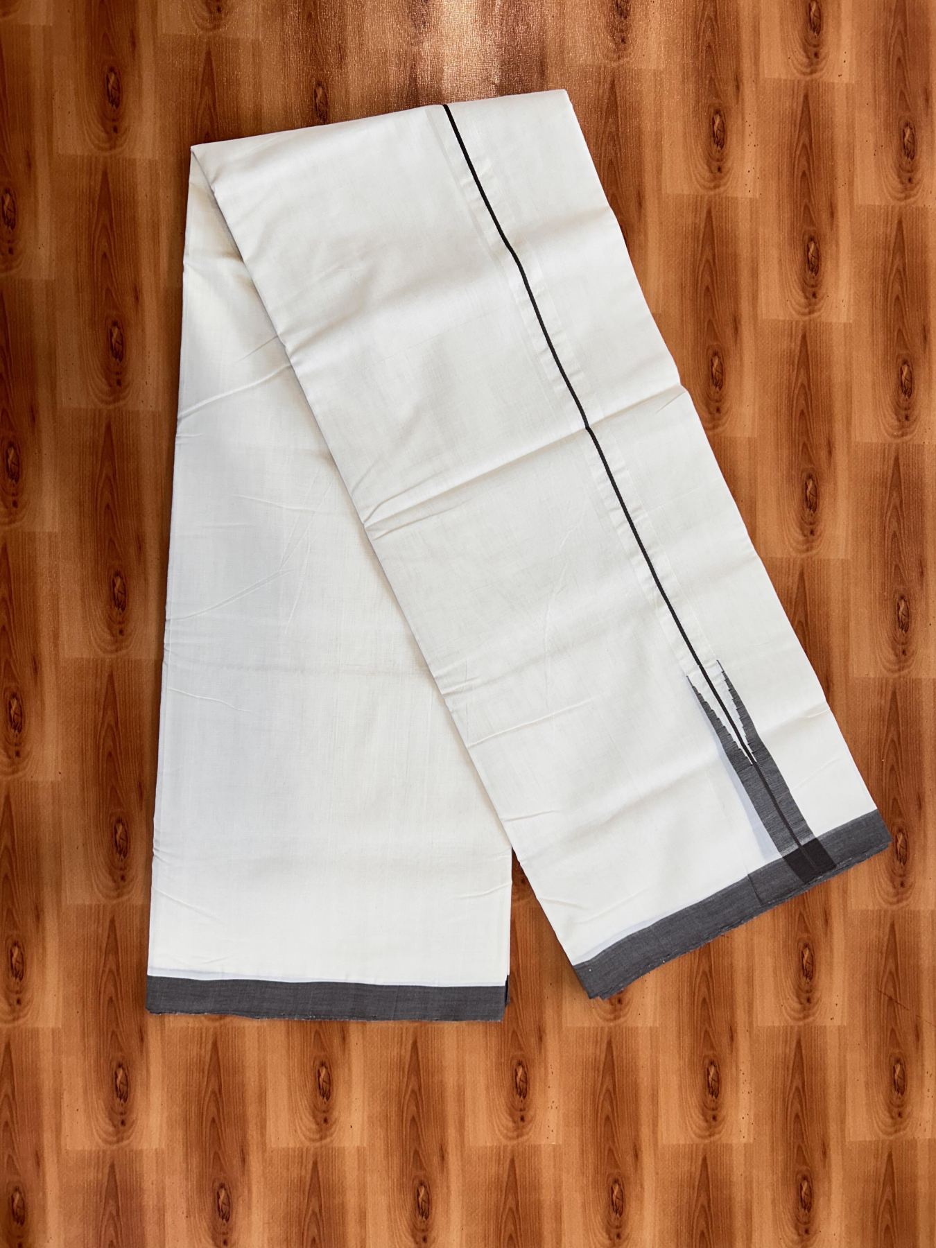 Double Off White (Unbleached) Mundu/Dhoti - 25% Discount!! KaithariKada Handloom Unakkupaav - Kerala Handloom - 100% Pure Cotton - 100x80 - 0.75 inch Coffee Brown Chutty Kara 4 meter (8.5 muzham) - 2 KK5436 REA