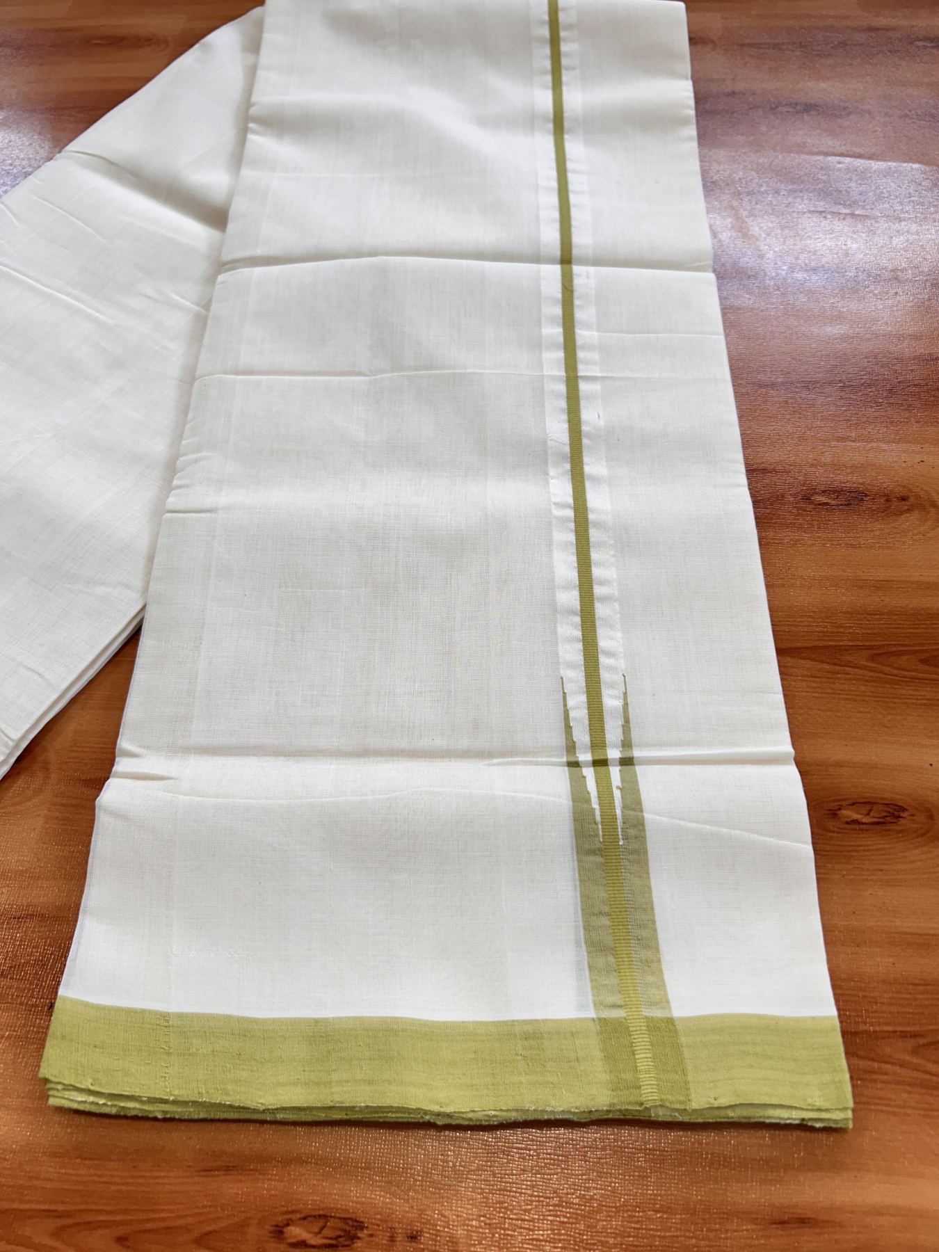 Double Off White (Unbleached) Mundu/Dhoti - 25% Discount!! KaithariKada Handloom Unakkupaav - Kerala Handloom - 100% Pure Cotton - 100x80 - 1 inch Light Olive Green Chutty Kara 4 meter (8.5 muzham) - 7 KK5436 REA