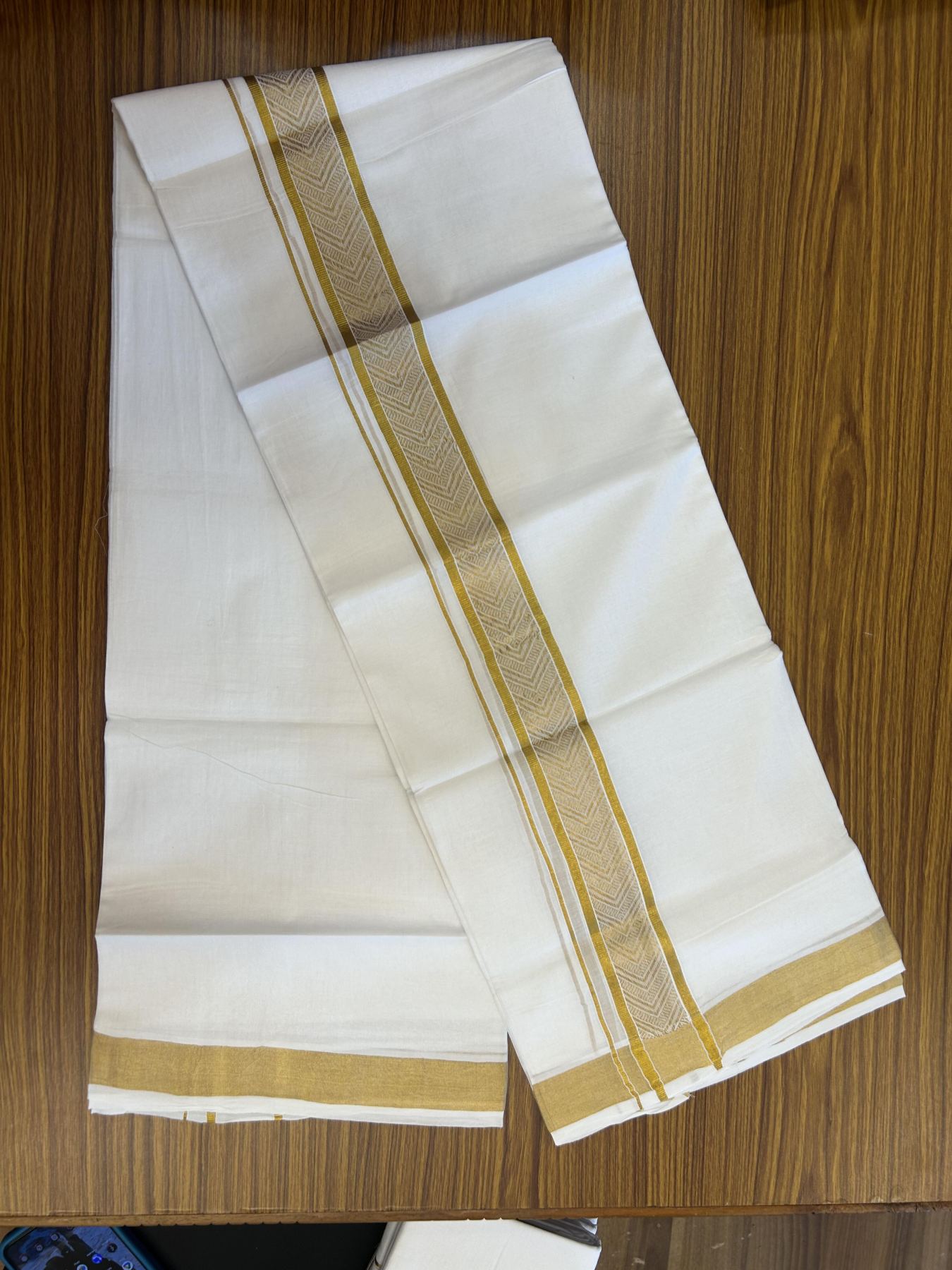 20% Discount!! Kaitharikada Balaramapuram 100% Pure Cotton Pure White Double Mundu/Dothi - 100x80 - 1.75 inch Gold Kasav Jacquard Design Kara - 3.90 m (8 muzham) - 52 KK5356 VAS