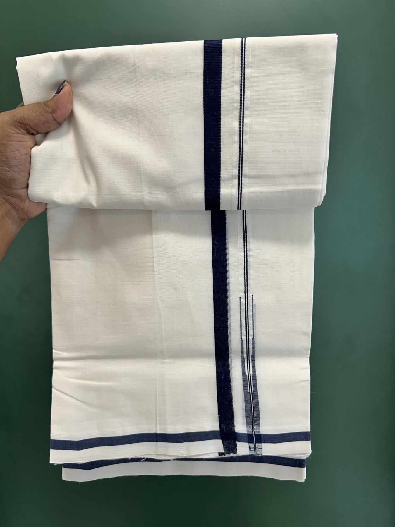 Double Off White (Unbleached) Mundu/Dhoti - 25% Discount!! KaithariKada Handloom Unakkupaav - Kerala Handloom - 100% Pure Cotton - 100x80 - 0.5 inch Navy Blue Chutty Kara 4 meter (8.5 muzham) - 12 KK5436 REA