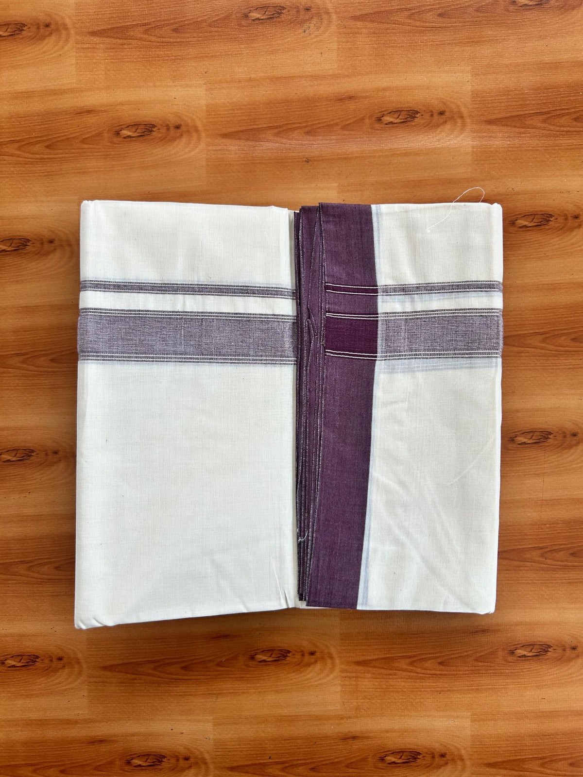 Double Off White (Unbleached) Mundu/Dhoti - 20% Discount! Kaitharikada Pure Cotton - 80x80 - 1.25 Inch Wine purple & Silver shaded Kara 4 mtr (8.5 muzham) - 12 KK5497 MRH
