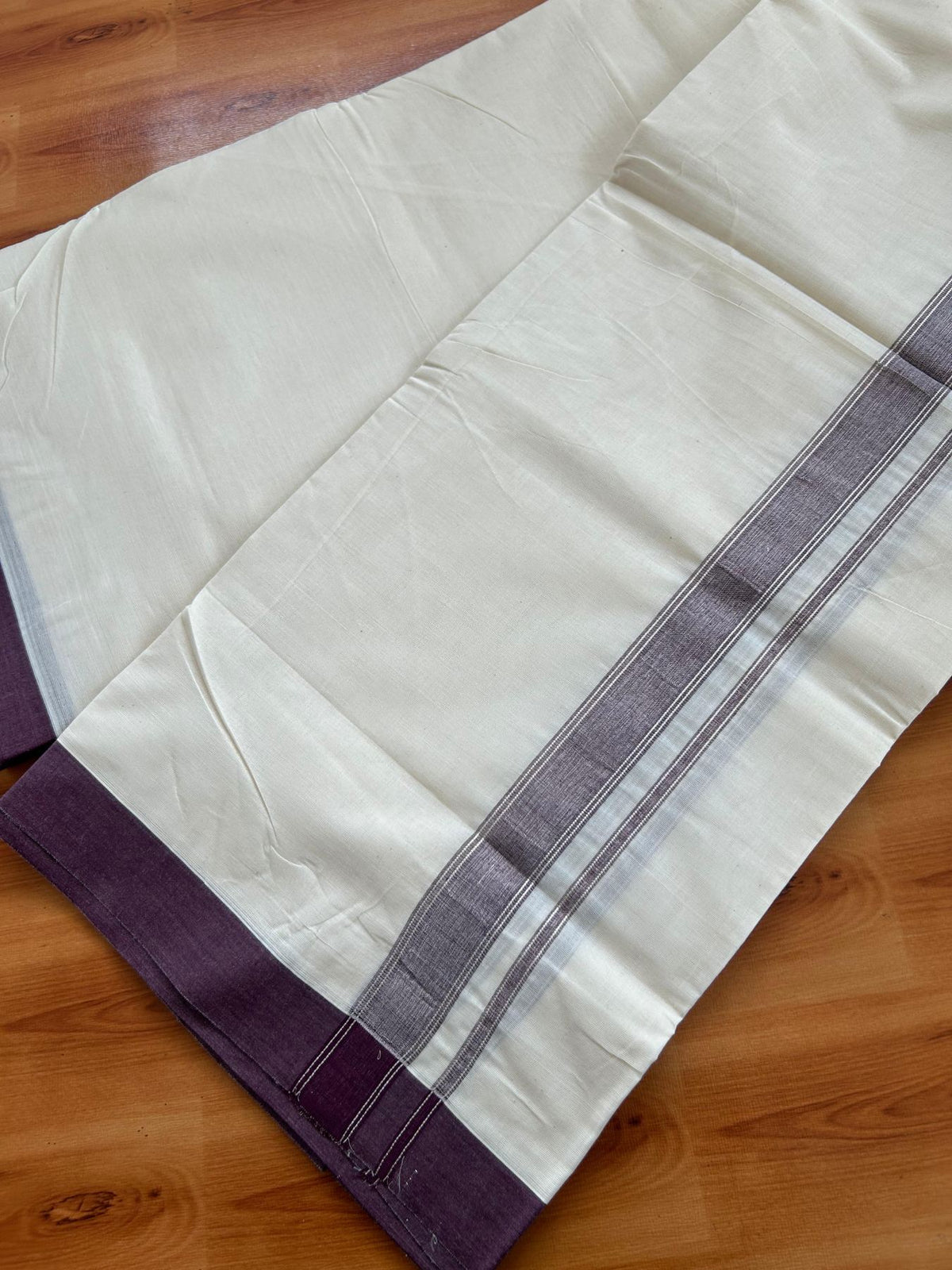 Double Off White (Unbleached) Mundu/Dhoti - 20% Discount! Kaitharikada Pure Cotton - 80x80 - 1.25 Inch Wine purple & Silver shaded Kara 4 mtr (8.5 muzham) - 12 KK5497 MRH