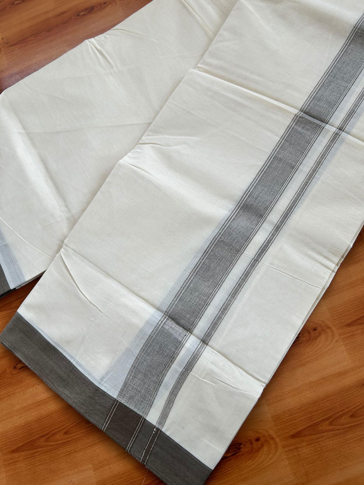 Double Off White (Unbleached) Mundu/Dhoti - 20% Discount! Kaitharikada Pure Cotton - 80x80 - 1.25 Inch Dark Brown & Silver shaded Kara 4 mtr (8.5 muzham) - 15 KK5497 MRH