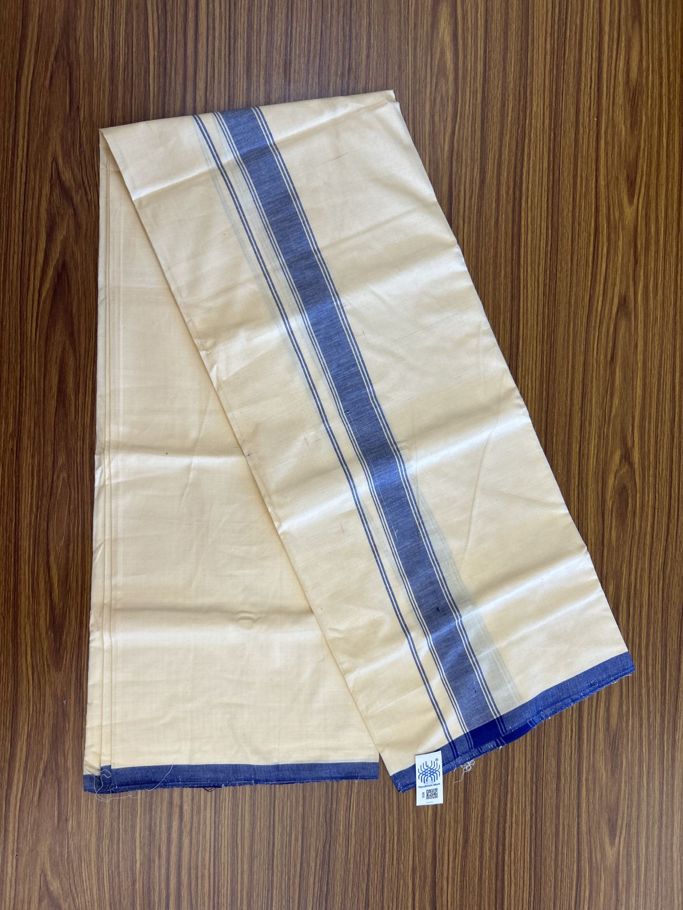 Kannur Kavi Dhoti - KaithariKada Balaramapuram Handloom Single Mundu/Dhoti - 100% Pure Cotton 2/80x2/80s Thread - Kannur Light Yellow colour Body 1.75 inch Blue Striped Kara - 40 KK8046 KAL