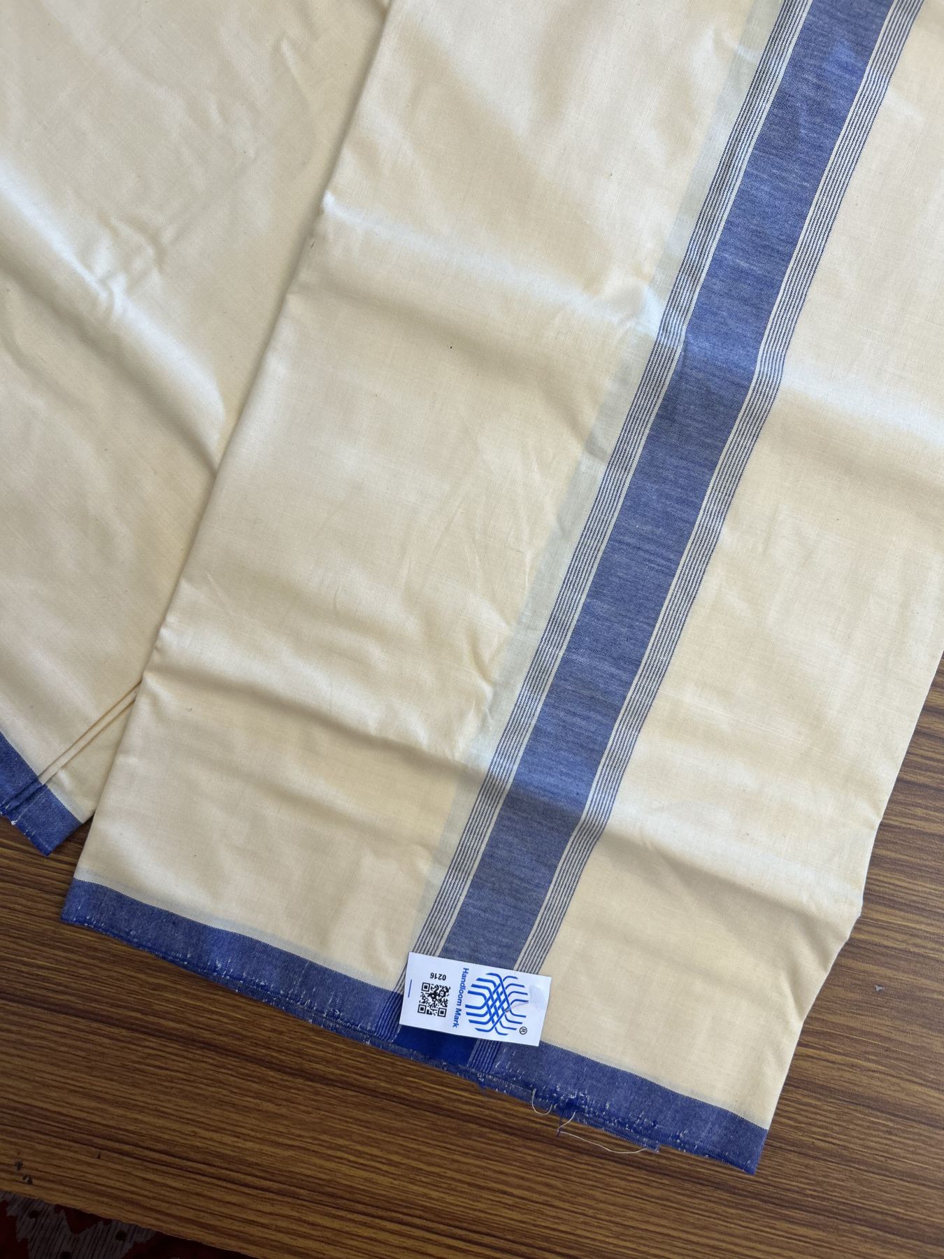 Kannur Kavi Dhoti - KaithariKada Balaramapuram Handloom Single Mundu/Dhoti - 100% Pure Cotton 2/80x2/80s Thread - Kannur Light Yellow colour Body 1.75 inch Blue Striped Kara - 37 KK8046 KAL