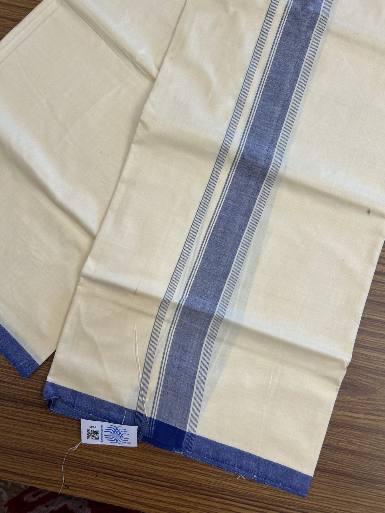 Kannur Kavi Dhoti - KaithariKada Balaramapuram Handloom  Single Mundu/Dhoti - 100% Pure Cotton 2/80x2/80s Thread - Kannur Light Yellow colour Body 1.75 inch Blue Striped Kara - 35 KK8046 KAL