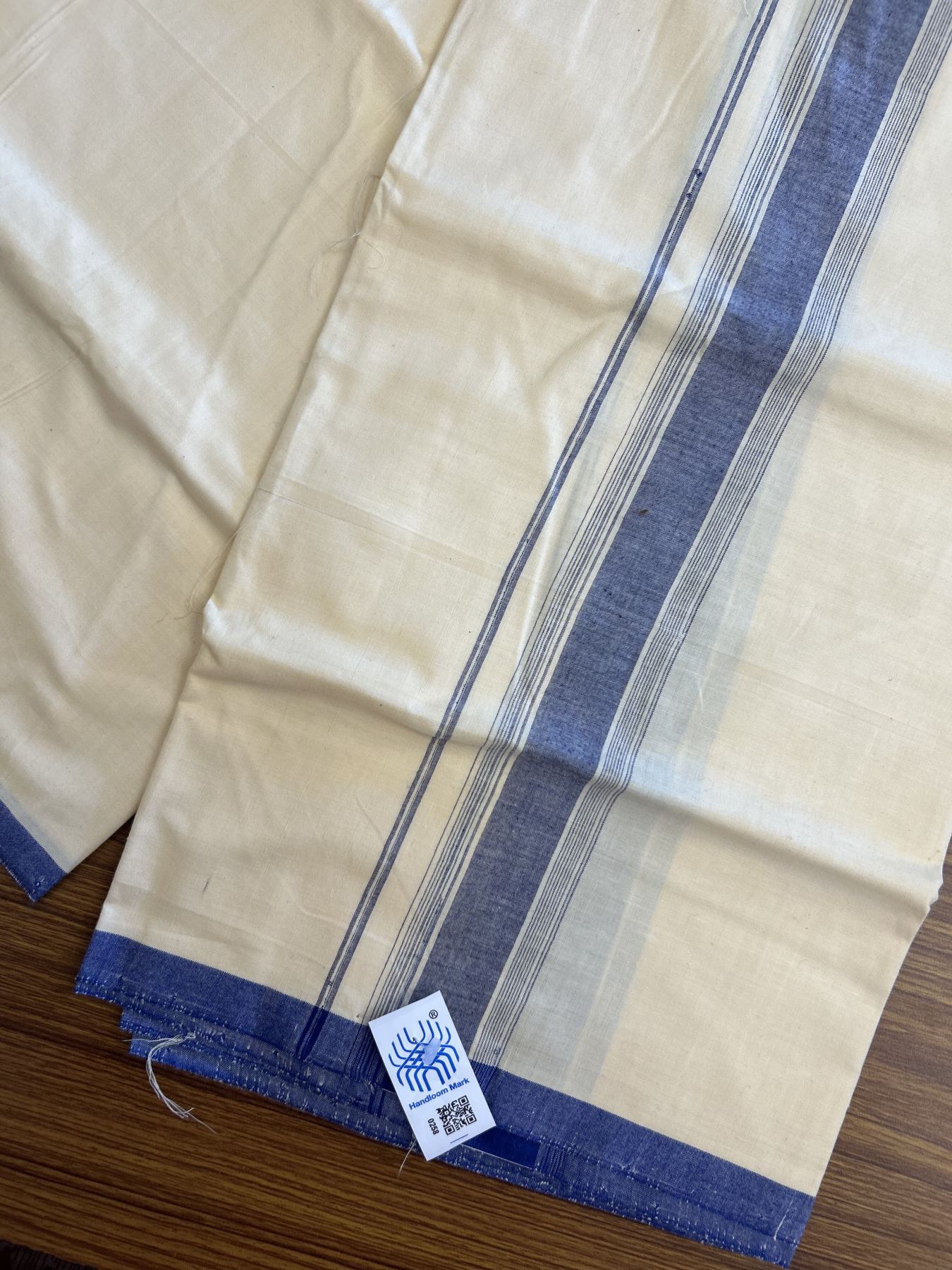 Kannur Kavi Dhoti - KaithariKada Balaramapuram Handloom Single Mundu/Dhoti - 100% Pure Cotton 2/80x2/80s Thread - Kannur Light Yellow colour Body 1.75 inch Blue Striped Kara - 38 KK8046 KAL