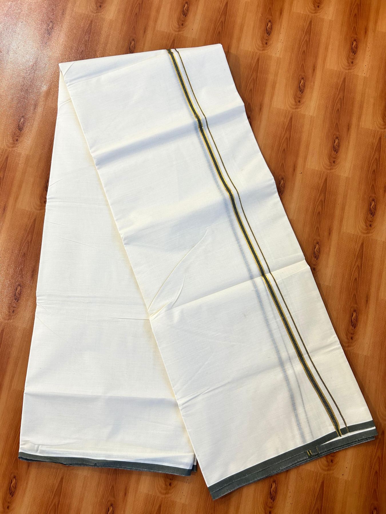Double Off white (Unbleached) Mundu/Dhoti - 20% Discount! KaithariKada Pure Cotton  (80s) - 1 cm Gold Kasav Olive Green Kara 4 mtr (8.5 muzham) - 26 KK5479 GAN