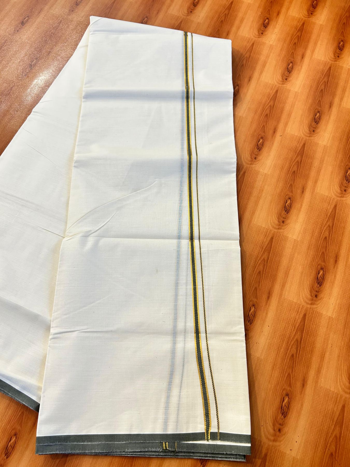 Double Off white (Unbleached) Mundu/Dhoti - 20% Discount! KaithariKada Pure Cotton  (80s) - 1 cm Gold Kasav Olive Green Kara 4 mtr (8.5 muzham) - 26 KK5479 GAN