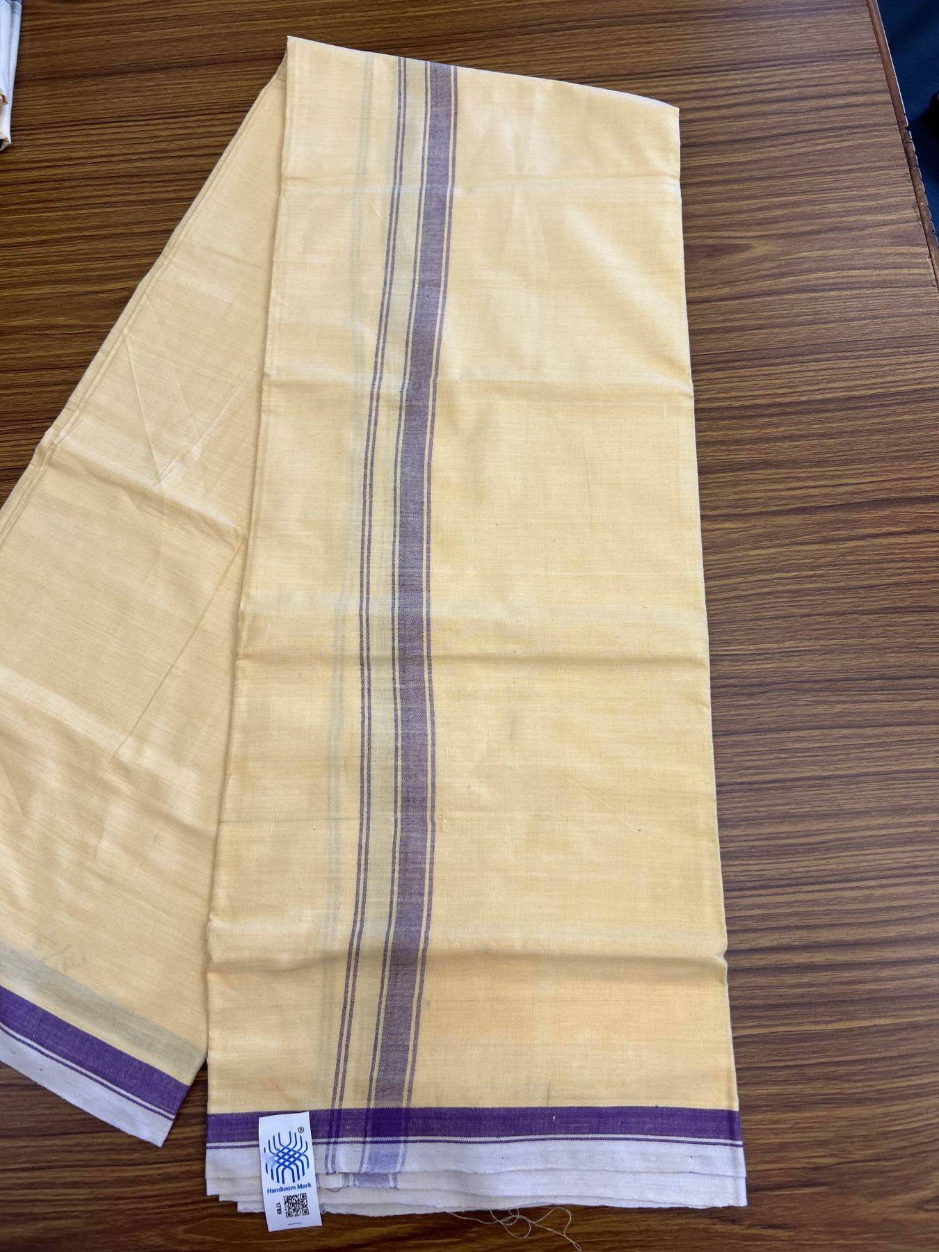 Kannur Kavi Dhoti - KaithariKada Balaramapuram Handloom Single Mundu/Dhoti - 100% Pure Cotton 2/60x40s Thread - Kannur Yellow colour Body 1 inch Violet Striped Kara - 47 KK8046 KAL