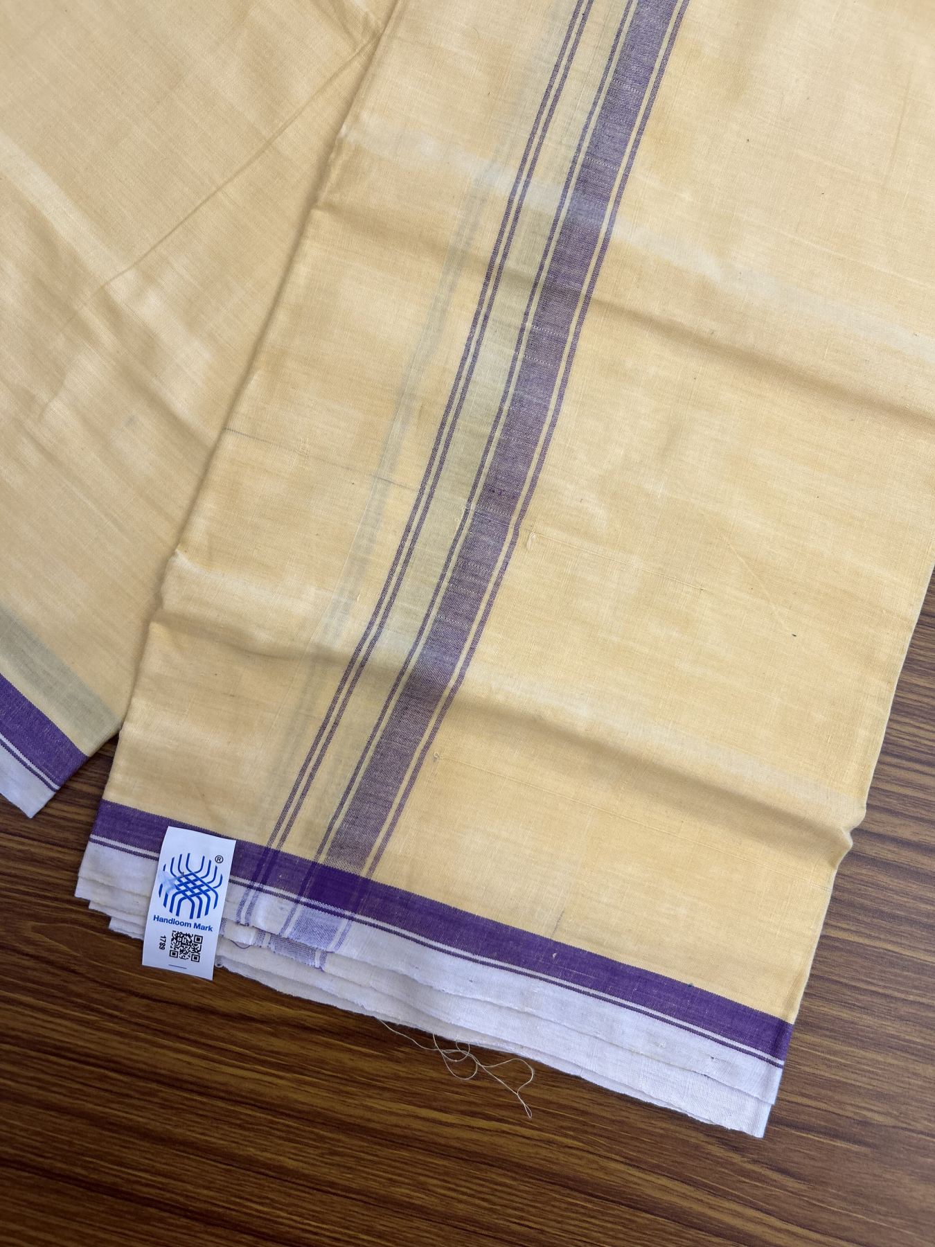 Kannur Kavi Dhoti - KaithariKada Balaramapuram Handloom Single Mundu/Dhoti - 100% Pure Cotton 2/60x40s Thread - Kannur Yellow colour Body 1 inch Violet Striped Kara - 47 KK8046 KAL