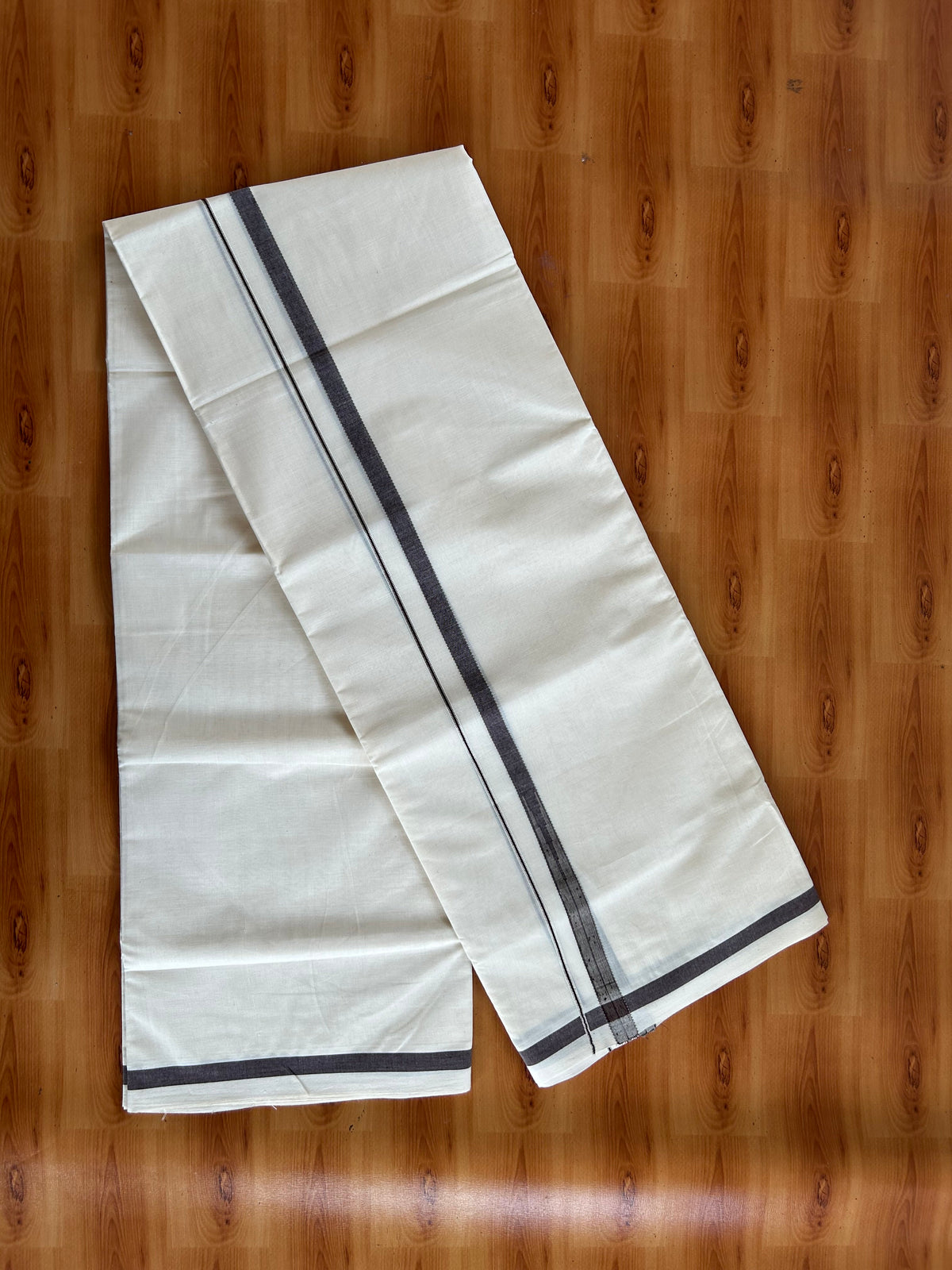 Double Off White (Unbleached) Mundu/Dhoti - 20% Discount!! KaithariKada Pulimood 100% Cotton 100X80-  0.5 inch Puliyilakkara Silver Kasav Brown & Olive Green Chutty Kara - 4 mtr  (8.5 muzham) - 1 KK5548 VAS