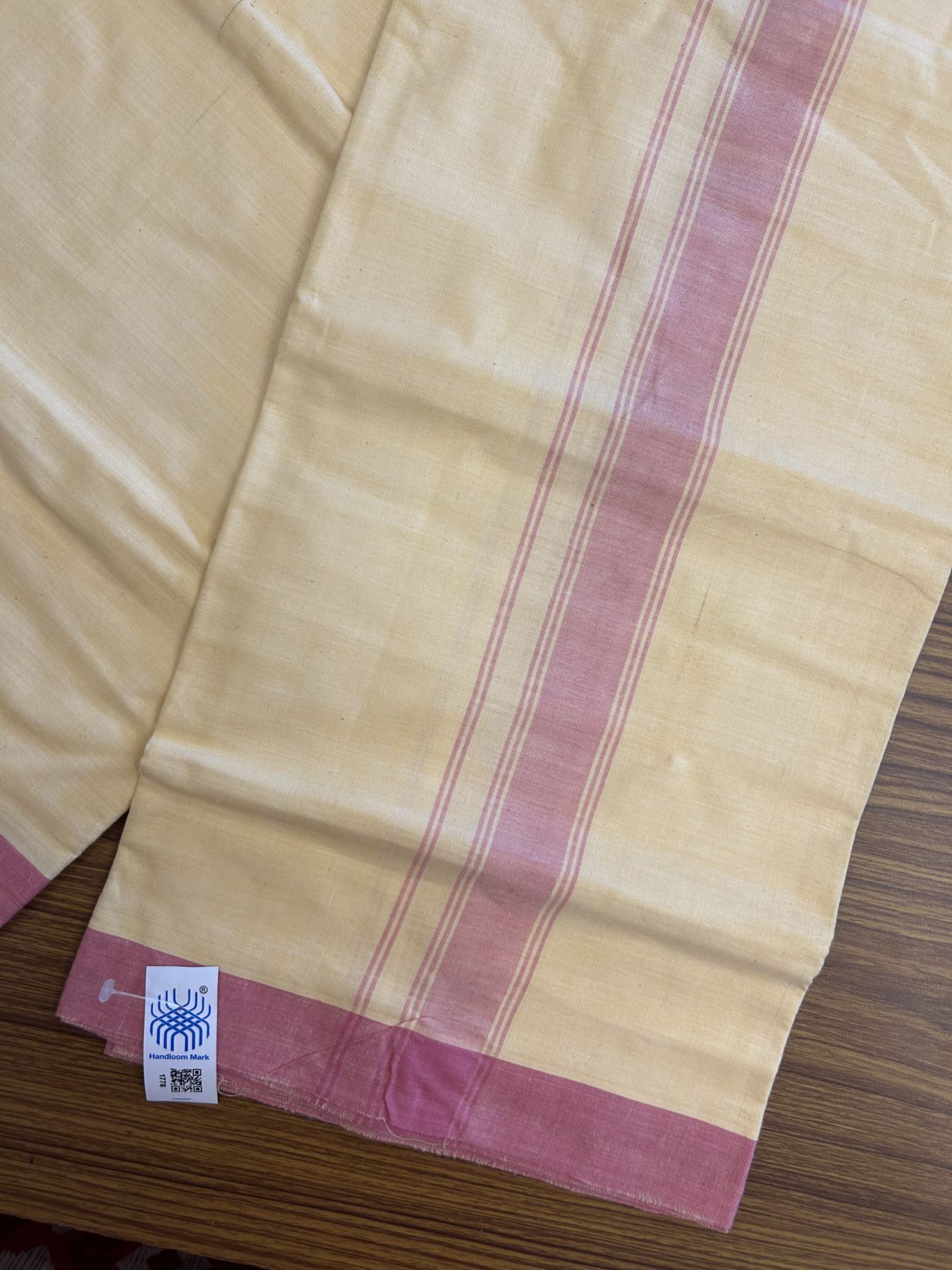 Kannur Kavi Dhoti - KaithariKada Balaramapuram Handloom Single Mundu/Dhoti - 100% Pure Cotton 2/60x40s Thread - Kannur Yellow colour Body 1.5 inch Wild Orchid Striped Kara - 48 KK8046 KAL