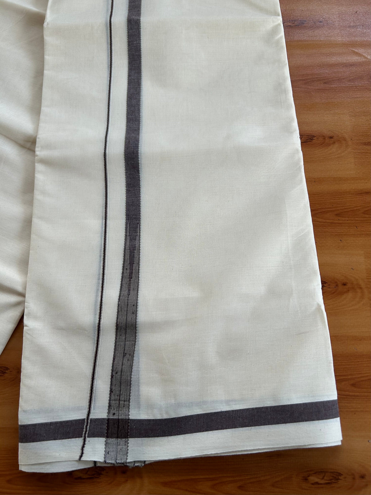 Double Off White (Unbleached) Mundu/Dhoti - 20% Discount!! KaithariKada Pulimood 100% Cotton 100X80-  0.5 inch Puliyilakkara Silver Kasav Brown & Olive Green Chutty Kara - 4 mtr  (8.5 muzham) - 1 KK5548 VAS