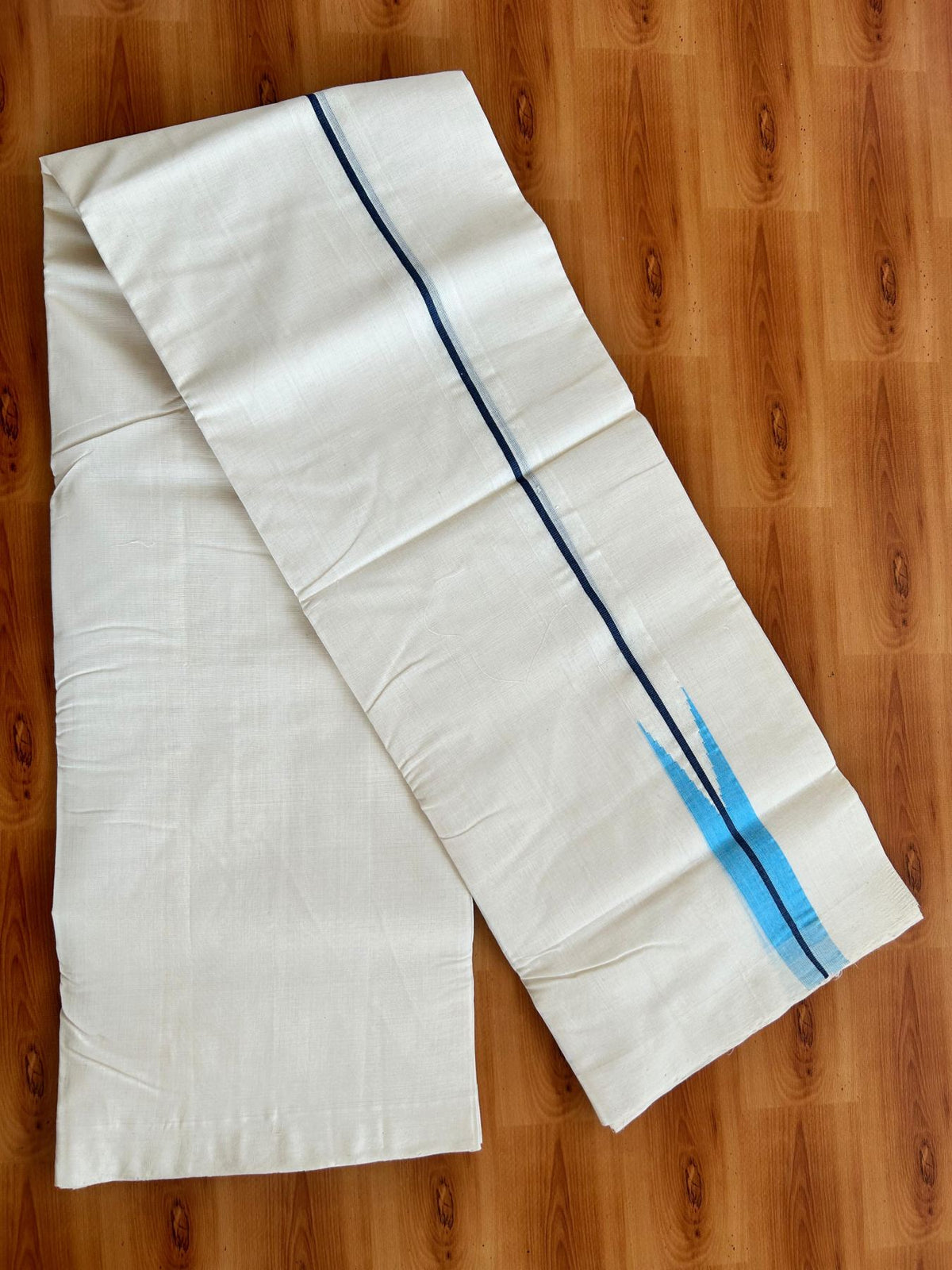 Short Dhoti Special! Double Off White Dhoti - 25% Discount! KaithariKada Kerala Handloom Unakkupaav - 100% Pure Cotton 100x80 - 46 inches Height - 1.25 inch Ash Blue & Light Blue Puliyilakkara Chutty 3.60 mtr (8 muzham) - 2 KK5498 REA
