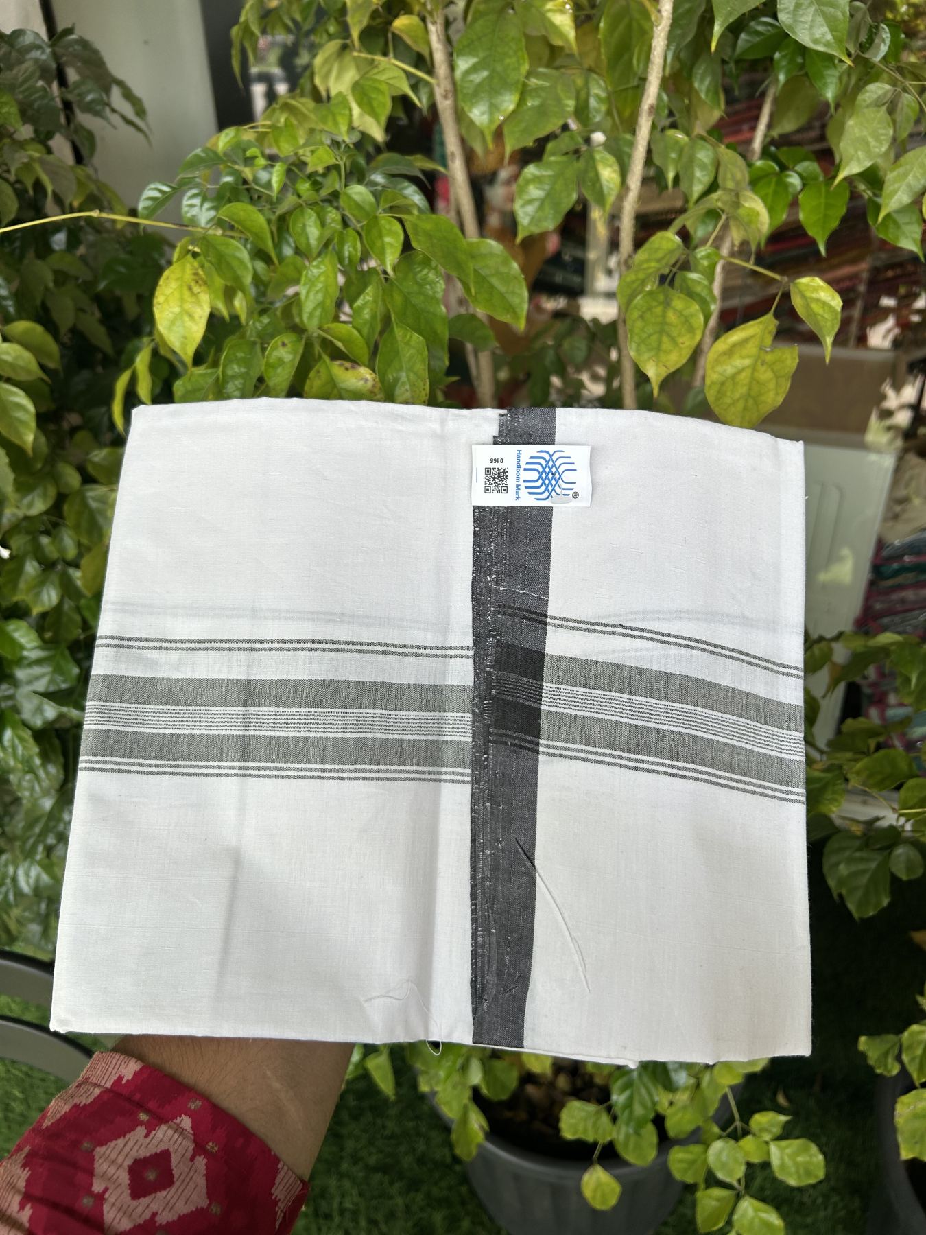 Kerala Handloom - Signature Kaitharikada - Government Sealed Hallmarked - 100% Pure Cotton 2/60X40s Thread - Light White Single Mundu / Dhoti - 2 inch Black Striped Kara - 3 KK8046 KAL