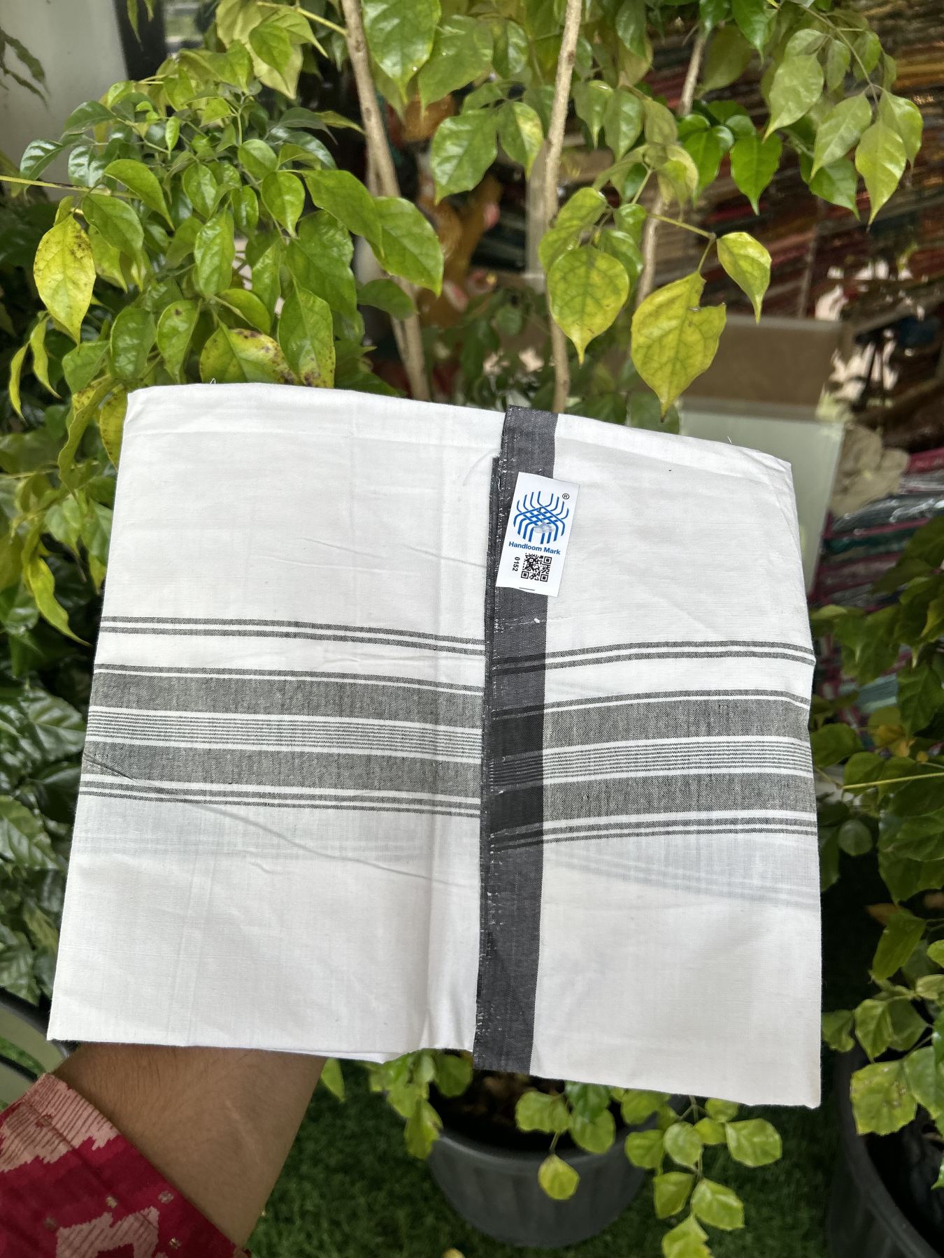 Kerala Handloom - Signature Kaitharikada - Government Sealed Hallmarked - 100% Pure Cotton 2/60X40s Thread - Light White Single Mundu / Dhoti - 2 inch Black Striped Kara - 4 KK8046 KAL