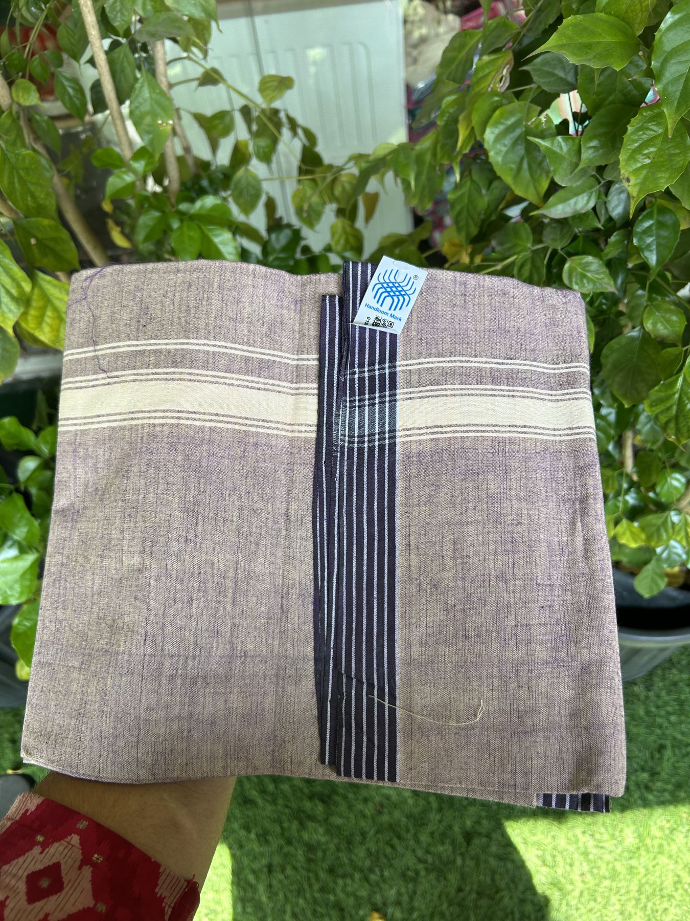 Kerala Handloom - Signature Kaitharikada - Government Sealed Hallmarked - 100% Pure Cotton 2/60x40s Thread - Single Mundu / Dhoti - 1.25 inch Cream Striped Kara with Light Purple colour Body - 20 KK8046 KAL