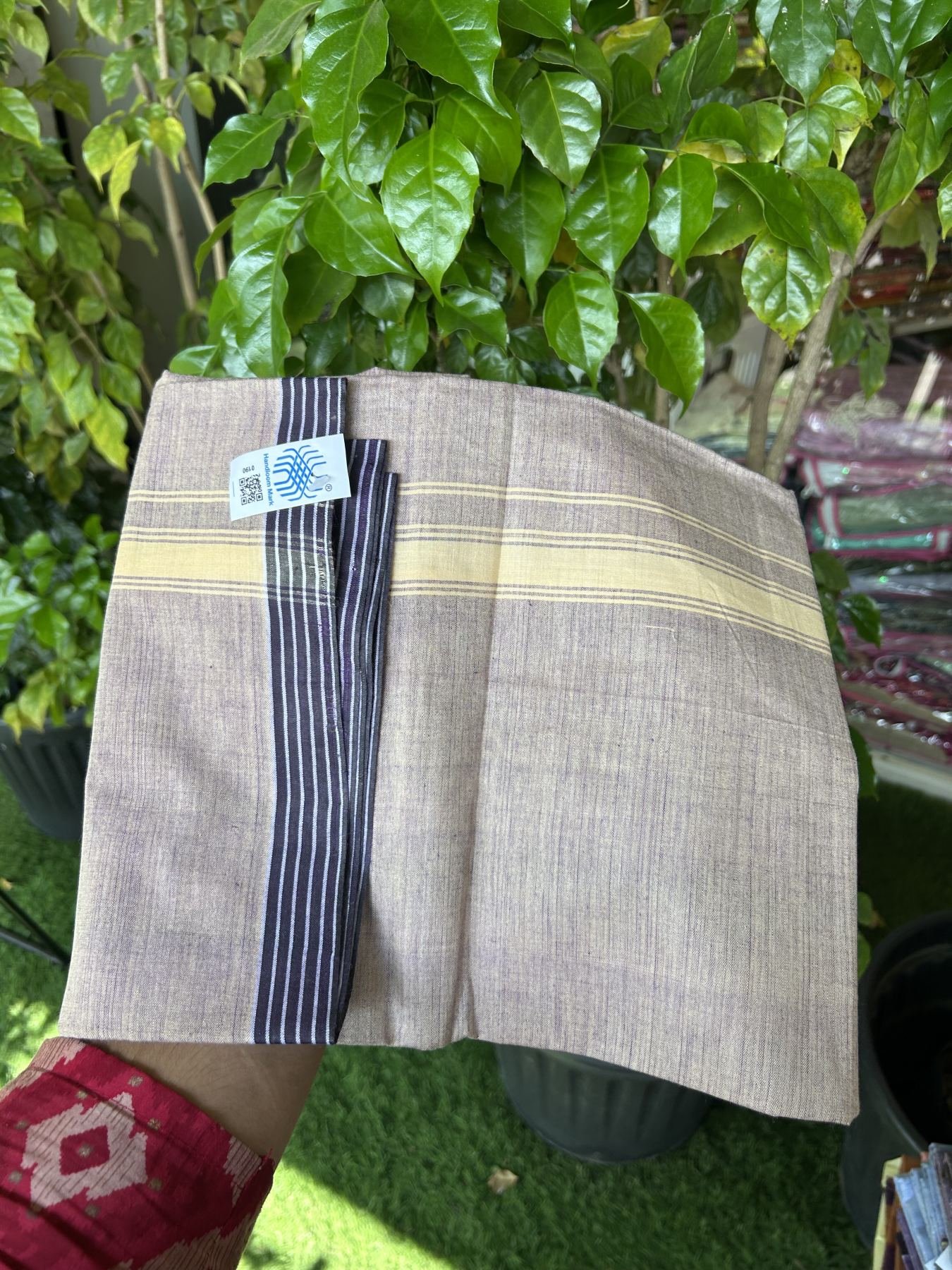 Kerala Handloom - Signature Kaitharikada - Government Sealed Hallmarked - 100% Pure Cotton 2/60x40s Thread - Single Mundu / Dhoti - 1 inch Lemon Cream Striped Kara with Purple Shaded colour Body - 21 KK8046 KAL
