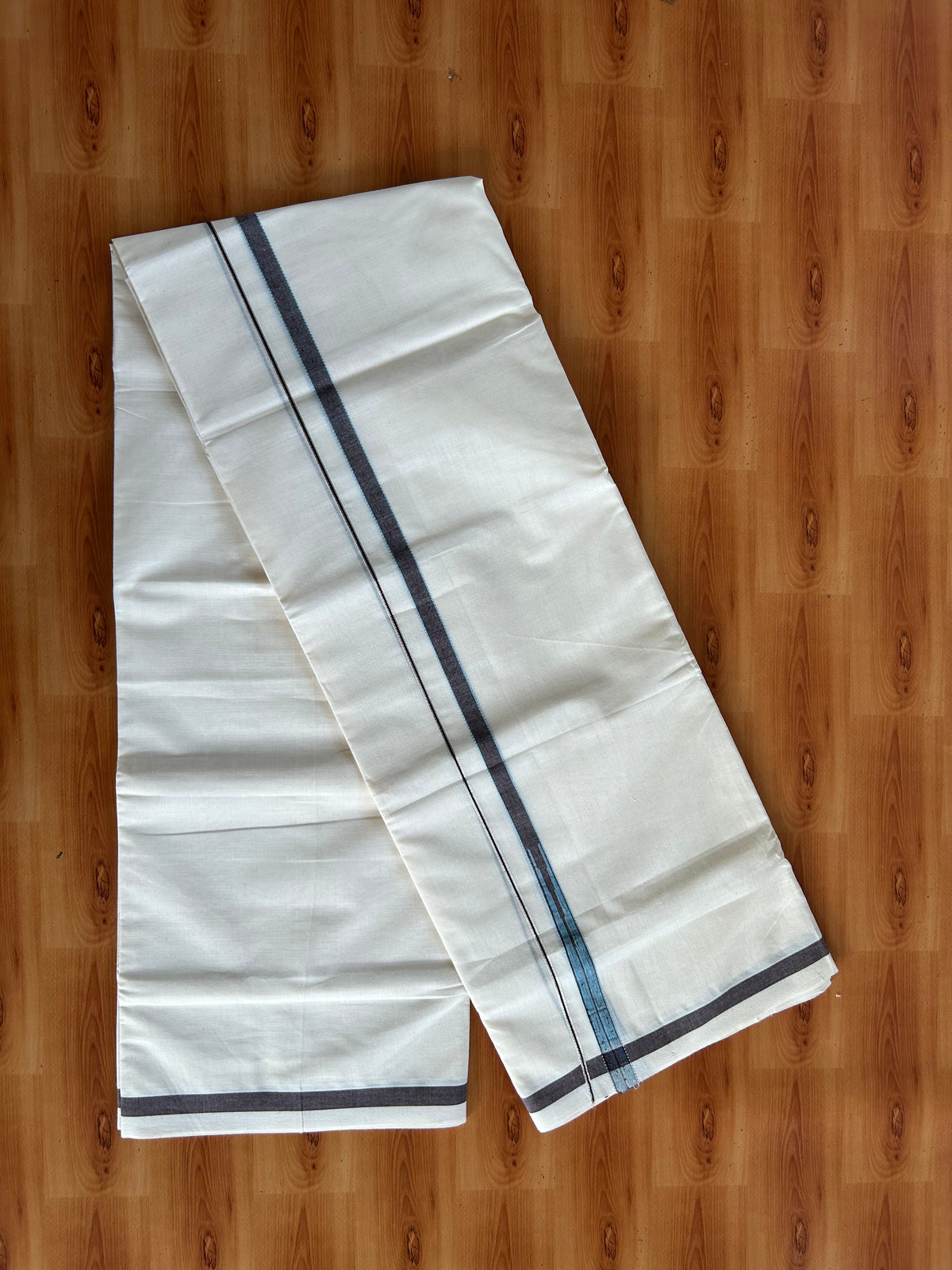 Double Off White (Unbleached) Mundu/Dhoti - 20% Discount!! KaithariKada Pulimood 100% Cotton 100X80 - 0.5 inch Puliyilakkara Silver Kasav Coffee Brown & Blue Striped Chutty Kara - 4 mtr (8.5 muzham) - 18 KK5548 VAS