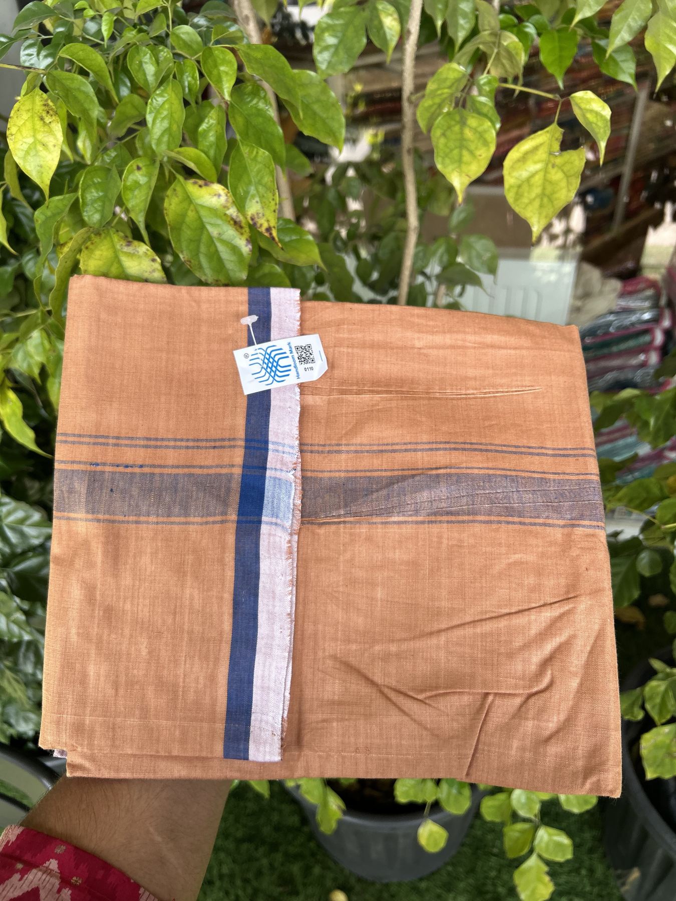 Kerala Handloom - Signature Kaitharikada - Government Sealed Hallmarked - 100% Pure Cotton 2/60x40s Thread - Single Mundu / Dhoti - 1 inch Blue Shaded Striped Kara with Kavi colour Body - 24 KK8046 KAL