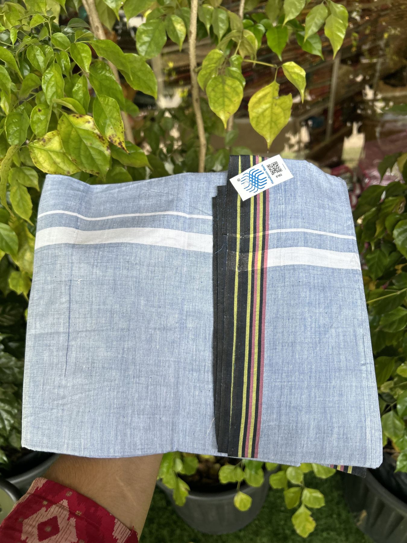 Kerala Handloom - Signature Kaitharikada - Government Sealed Hallmarked - 100% Pure Cotton 2/60x40s Thread - Single Mundu / Dhoti - 0.5 inch White Kara with Blue colour Body - 9 KK8046 KAL