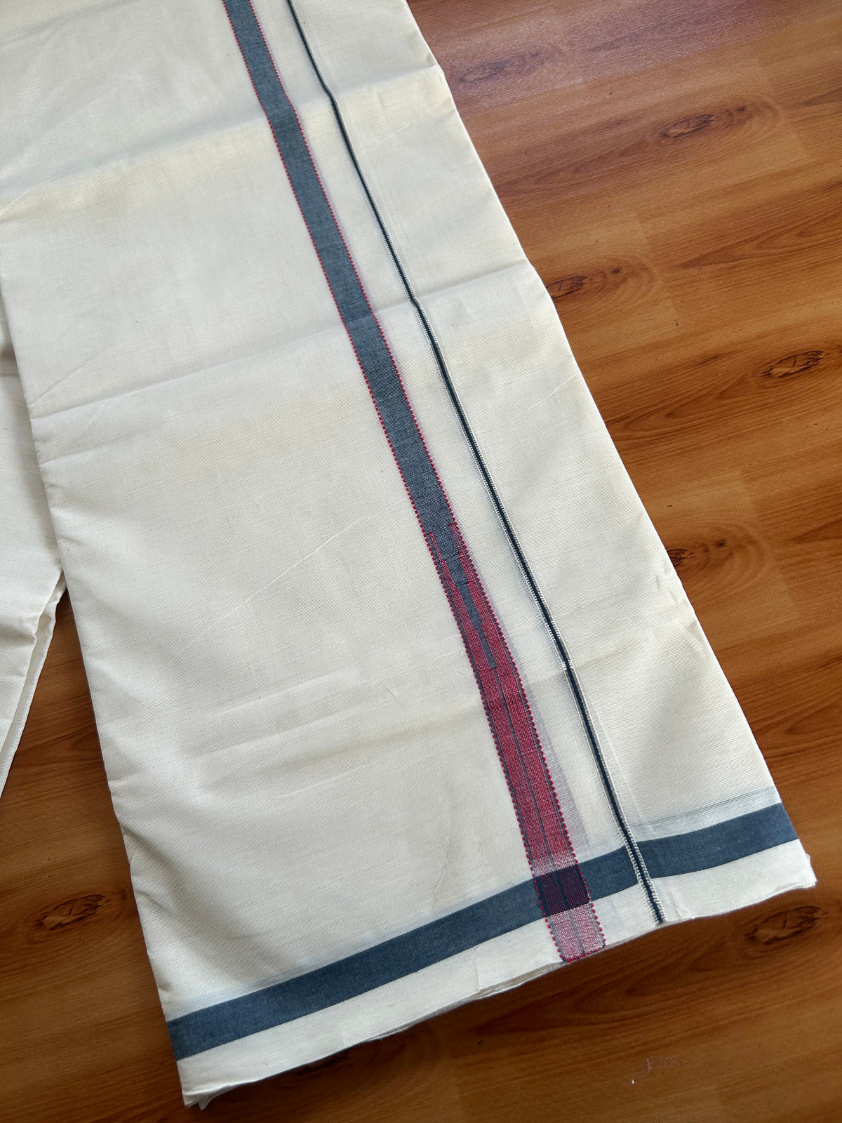 Double Off White (Unbleached) Mundu/Dhoti - 20% Discount!! KaithariKada Pulimood 100% Cotton 100X80 - 1.5 cm Puliyilakkara Silver Kasav Peacock Blue & Red Striped Chutty Kara - 4 mtr  (8.5 muzham) - 7 KK5548 VAS