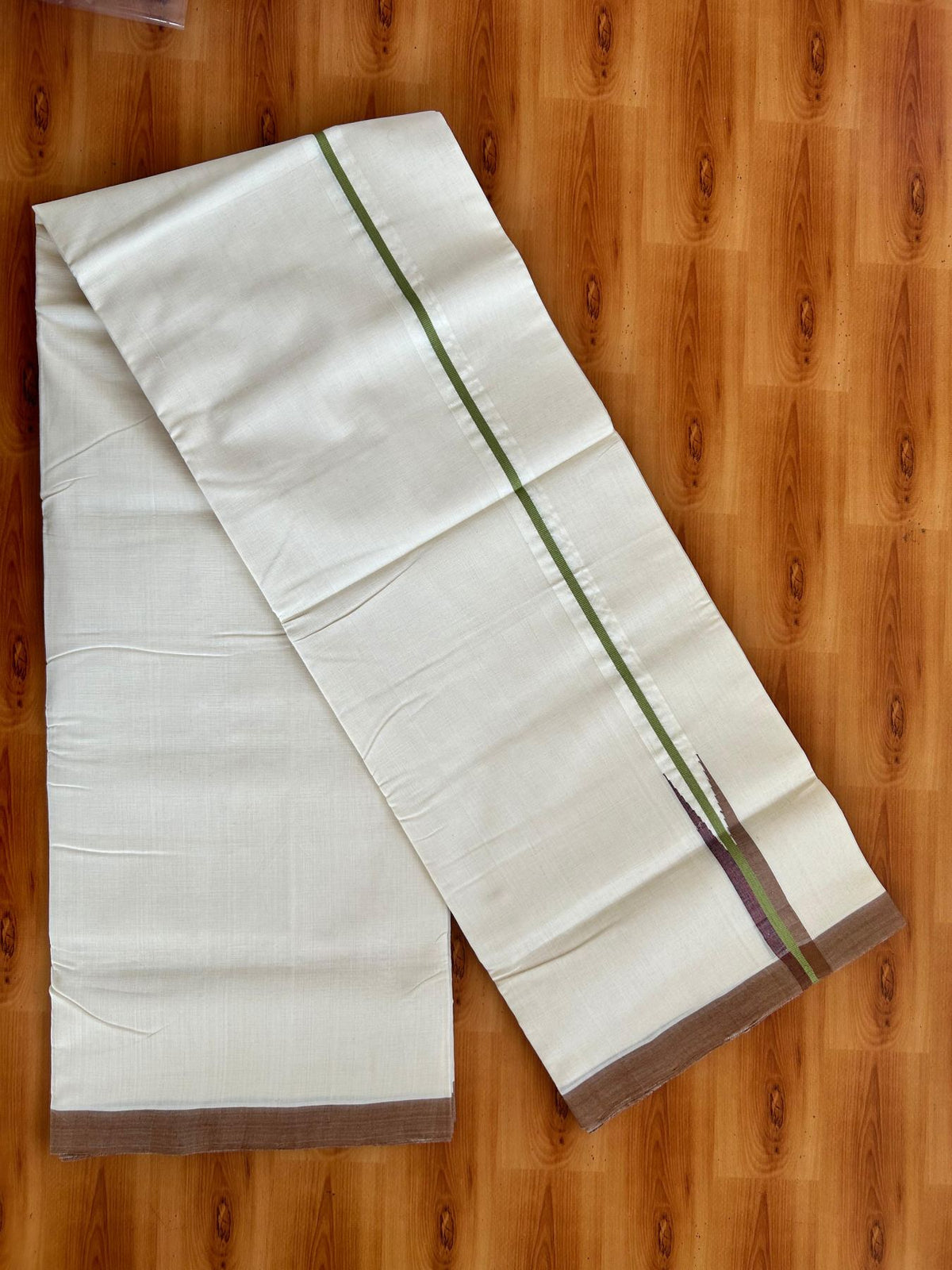 Double Off White (Unbleached) Mundu/Dhoti - 25% Discount!! KaithariKada Handloom Unakkupaav - 100% Pure Cotton - 100x80 - 1 inch Puliyilakkara Light Green & Brown Multi colour Chutty 4 meter (8.5 muzham) - 17 KK5498 REA