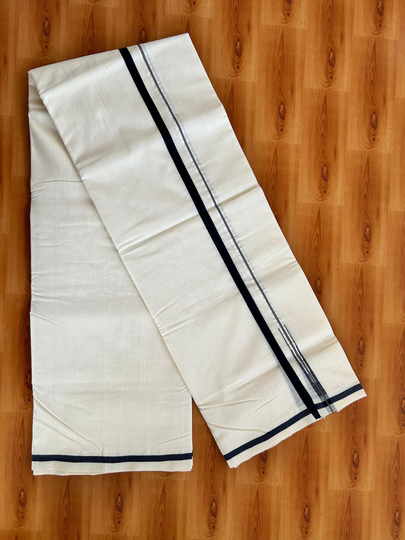 Double Off White (Unbleached) Mundu/Dhoti - 25% Discount!! KaithariKada Handloom Unakkupaav - 100% Pure Cotton - 100x80 - 1 inch Puliyilakkara Dark Navy Blue Chutty 3.80 meter (8 muzham) - 30 KK5498 REA