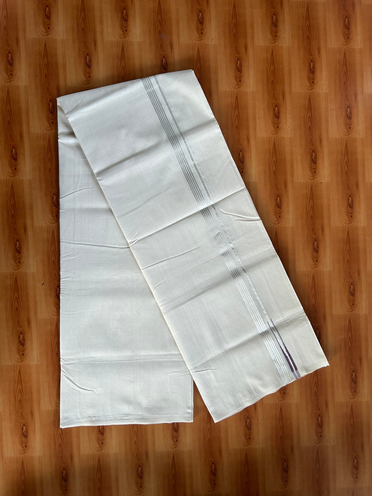 Double Off White (Unbleached) Mundu/Dhoti - 25% Discount! KaithariKada Handloom Unakkupaav Kerala Handloom - Pure Cotton - 80x90 - 1.5 cm Puliyilakkara Silver Kasav & Purple Striped Chutty Kara 4 Mtr (8.5 Muzham) - 5 KK5551 STH