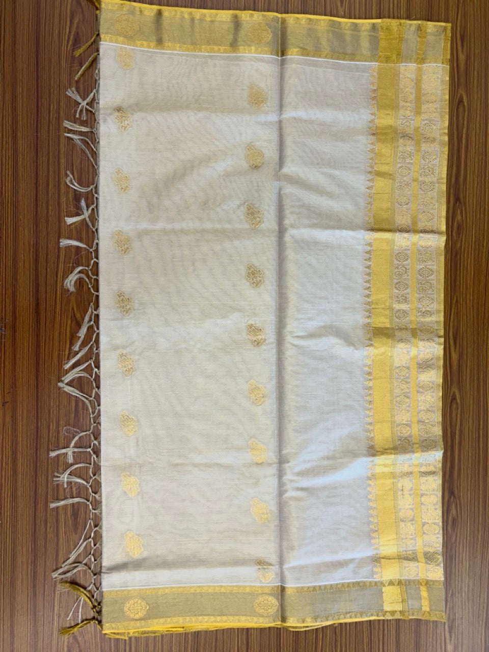 39% Discount! Kaitharikada Kerala Saree for Women 100% Pure Cotton - Kasavu Tissue - Gold Kasavu Peacock DESIGN WITH KUNJALAM Kara - 2 KK7156 PMC