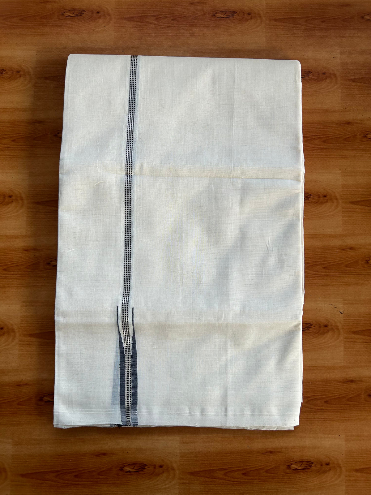 Double Off White (Unbleached) Mundu/Dhoti - 25% Discount! KaithariKada Handloom Unakkupaav Kerala Handloom - Pure Cotton - 80x90 - 1 cm Puliyilakkara Silver Kasav & Black Chutty Kara 4 Mtr (8.5 Muzham) - 8 KK5551 STH