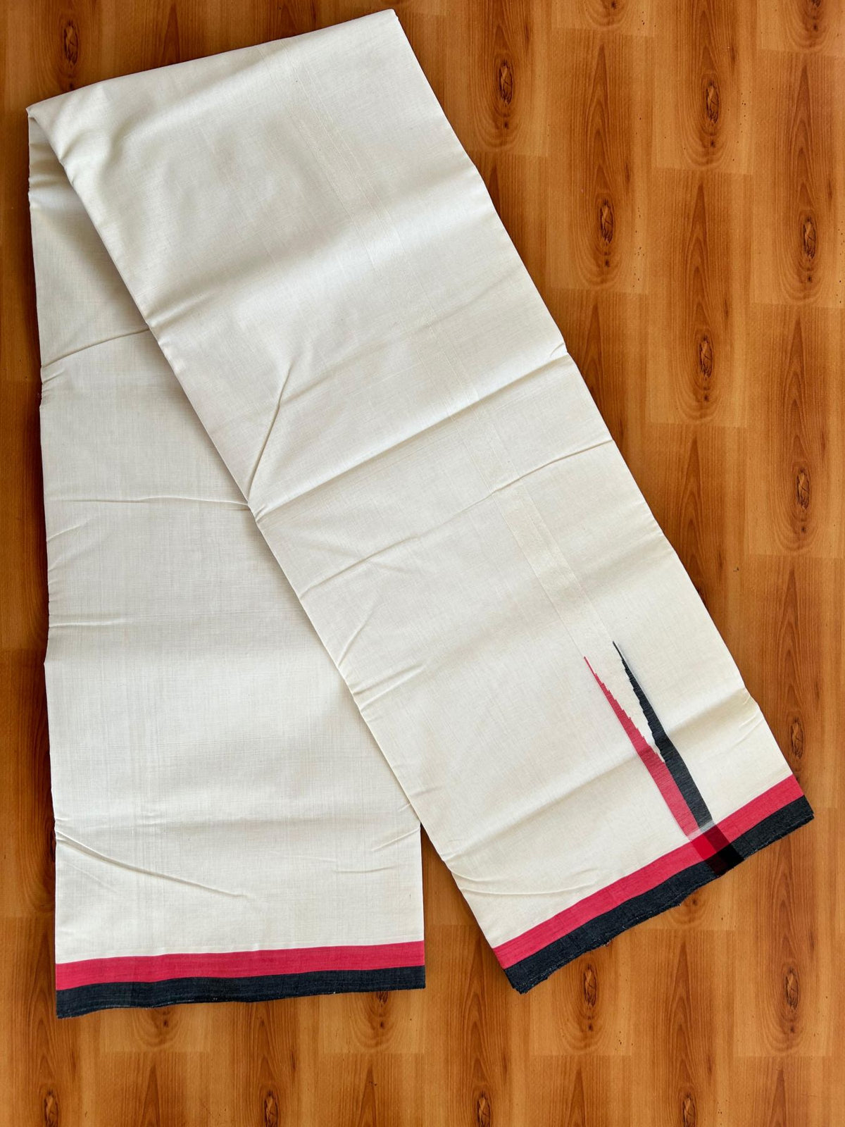 Double Off White (Unbleached) Mundu/Dhoti - 25% Discount!! KaithariKada Handloom Unakkupaav - 100% Pure Cotton - 100x80 - 1 inch Puliyilakkara Red & Black Chutty 3.80 meter (8 muzham) - 25 KK5498 REA