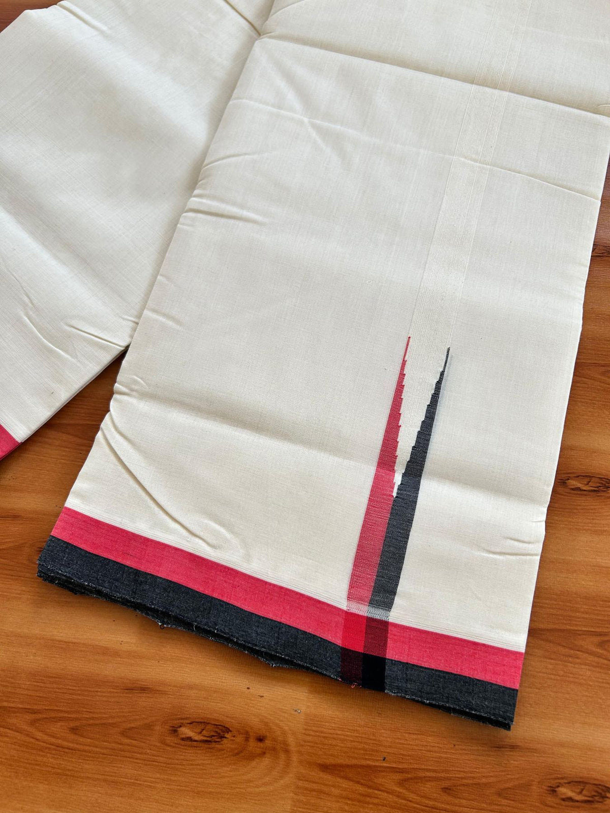 Double Off White (Unbleached) Mundu/Dhoti - 25% Discount!! KaithariKada Handloom Unakkupaav - 100% Pure Cotton - 100x80 - 1 inch Puliyilakkara Red & Black Chutty 3.80 meter (8 muzham) - 25 KK5498 REA