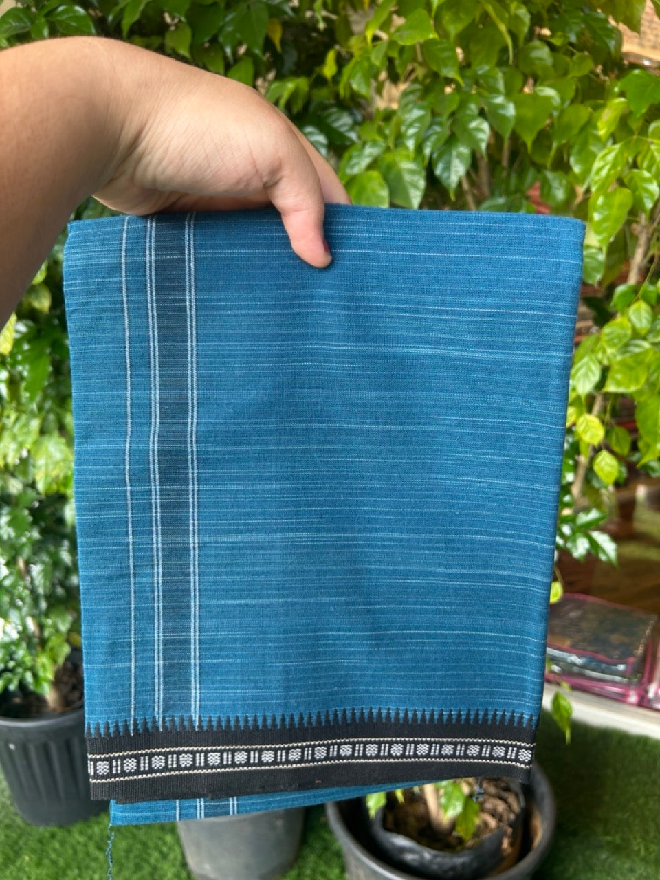 31% Discount!!! Kaitharikada 90% cotton 5 % Polyster - Single Kaily / Lungi -  1 inch Peacock Blue kara with White & Peacock Blue colour body Kuppadam Border (2 meter / 4 muzham) - 21KK8023 AS
