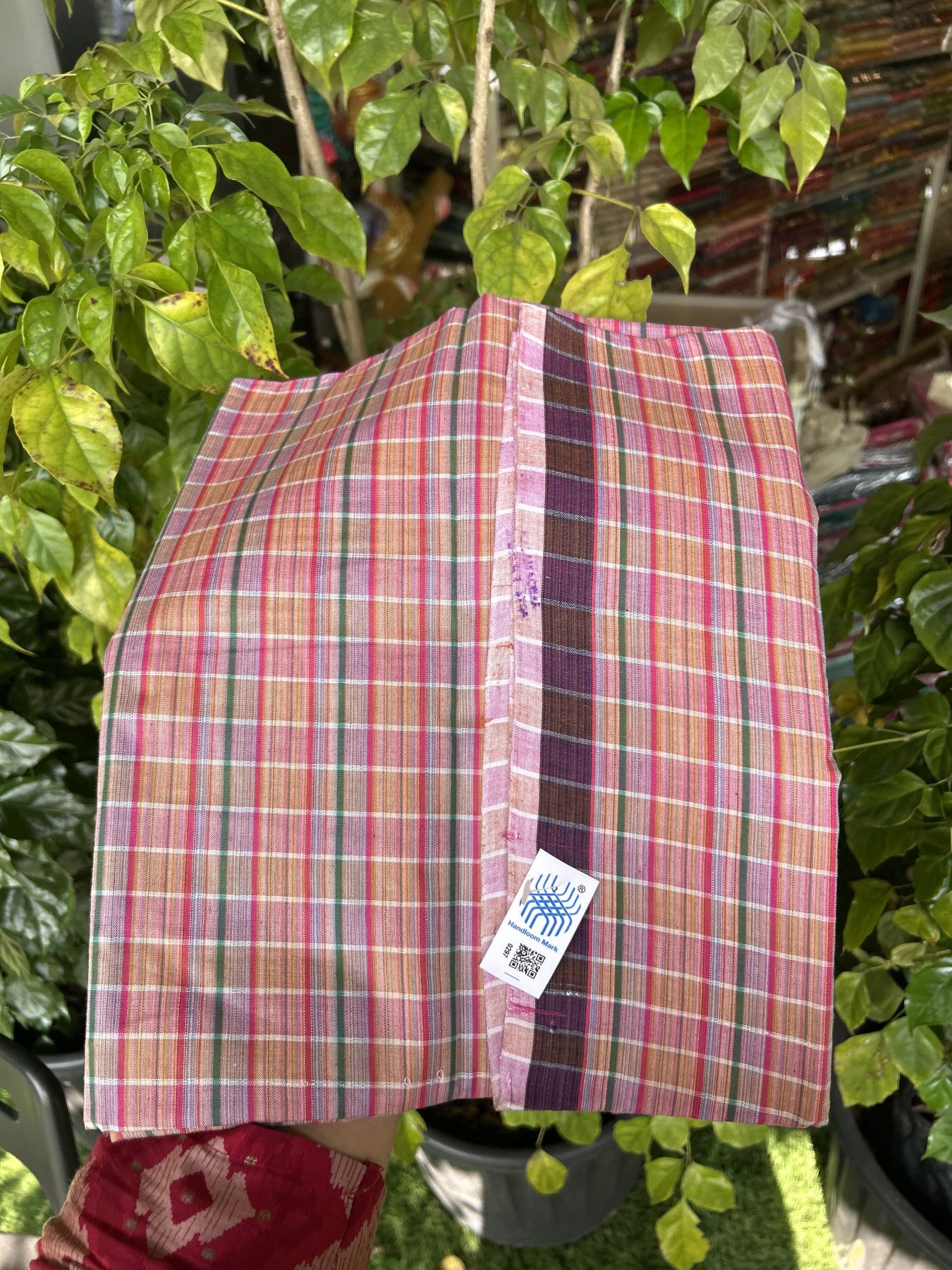 Kerala Handloom - Signature Kaitharikada - Government Sealed Hallmarked - 100% Pure Cotton - 2/60X40s Twisted Thread - Handloom Single Mundu/Dhoti - Dark Pink & Green Check Body  - 2.56 mtr - 58 KK8046 KAL
