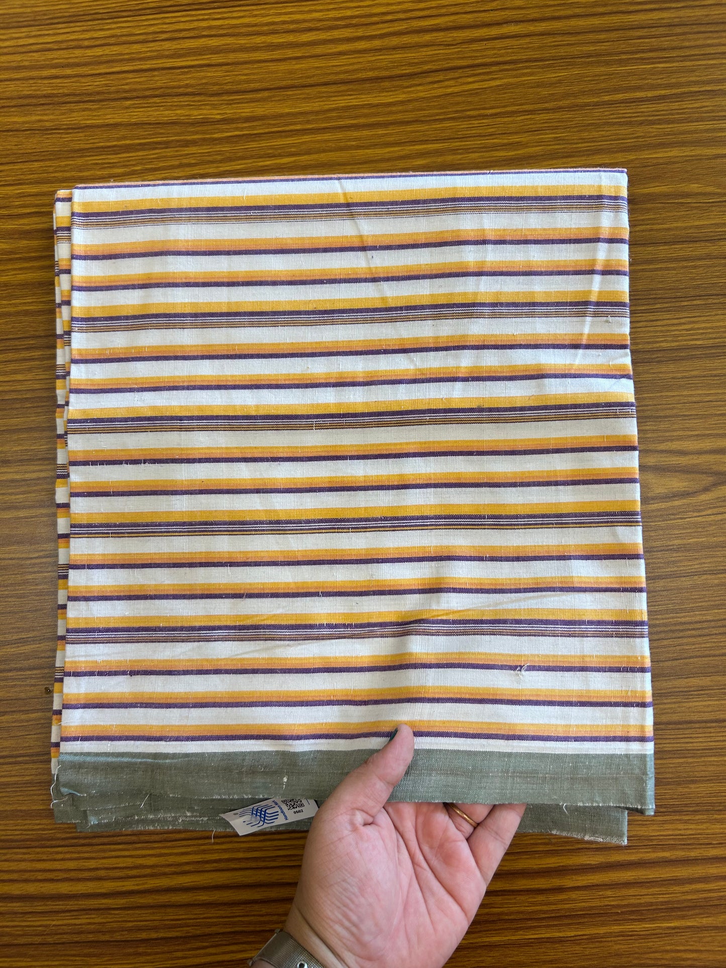 Handloom Bedsheet -  Pure Cotton - 10% Discount !! Kaitharikada - Yellow & Violet Striped Colour Body - 5 KK3000 KAL