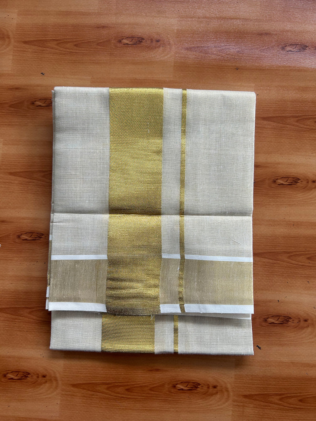 Neriyath Tissue - KaithariKada Pulomood - Mixed Cotton - 60s - 2 Inch Gold Kasav Kara With Tissue Body - 2 mtr (4 muzham) - 2 KK5550 GAN