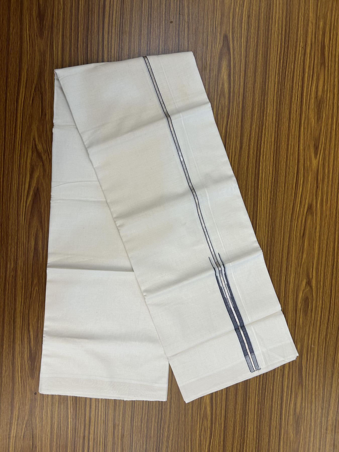 20% Discount!! KaithariKada Balaramapuram Pure Cotton Double Off White - (Unbleached) - Mundu/Dhoti - 100x80 - 1 inch Puliyilakkara Silver Kasav & Navy Blue Stripes One Side Chutty Kara 4 mtr (8.5 muzham) - 45 KK5357 VAS