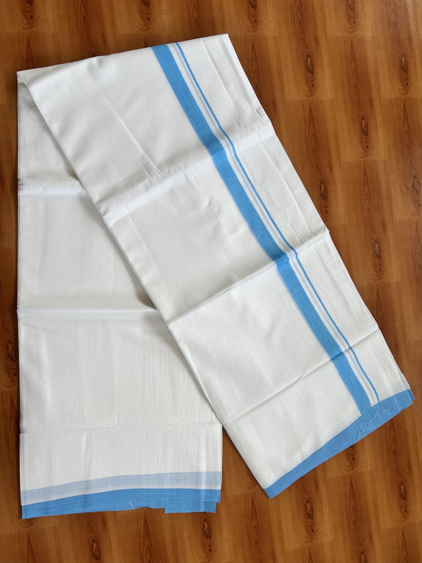 Double Pure White Mundu/Dothi - 20% Discount ! Kaitharikada Balaramapuram Cotton - 60s - 0.75 Inch Sky Blue Kara 3.90 mtr (8 muzham) - 25 KK5437 VAS