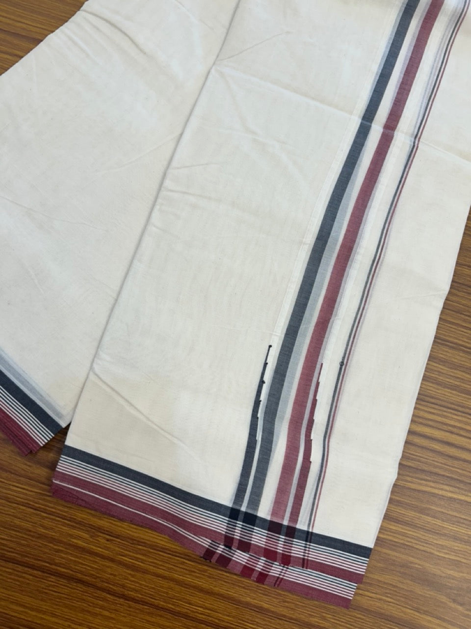 ADMK VESHTI - 20% DISCOUNT! KaithariKada 100% Cotton off white Double - (Unbleached) Mundu/Dhoti - 100X100 - 2 inch Puliyilakkara Black White & Maroon Shaded Chutty kara - 2 KK5290 ASH