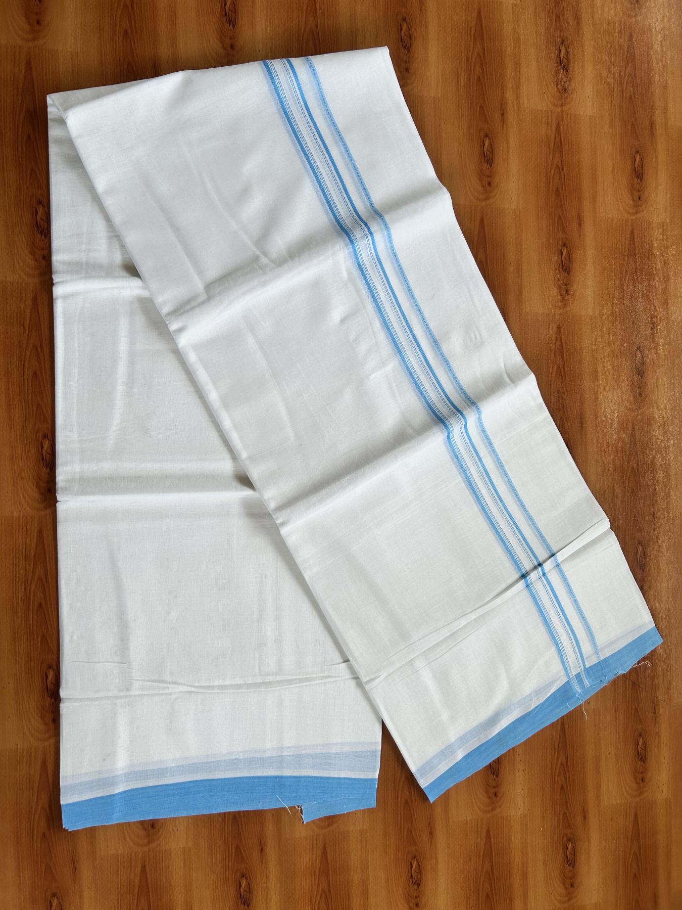 Double Pure White Mundu/Dothi - 20% Discount ! Kaitharikada Balaramapuram Cotton - 60s - 0.75 Inch Sky Blue Striped Kara 3.90 mtr (8 muzham) - 21 KK5437 VAS