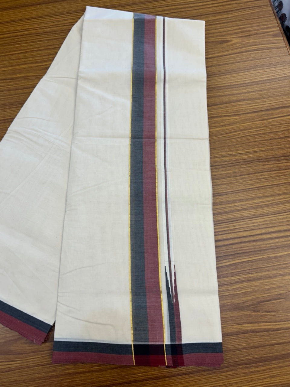 DMK Veshti - 20% Discount !! KaithariKada Balaramapuram Double Off white - (Unbleached) Mundu/Dhoti - 100X100 - 2 inch Puliyilakkara Kasavu Maroon & Black Chutty Kara - 9 KK5290 ASH