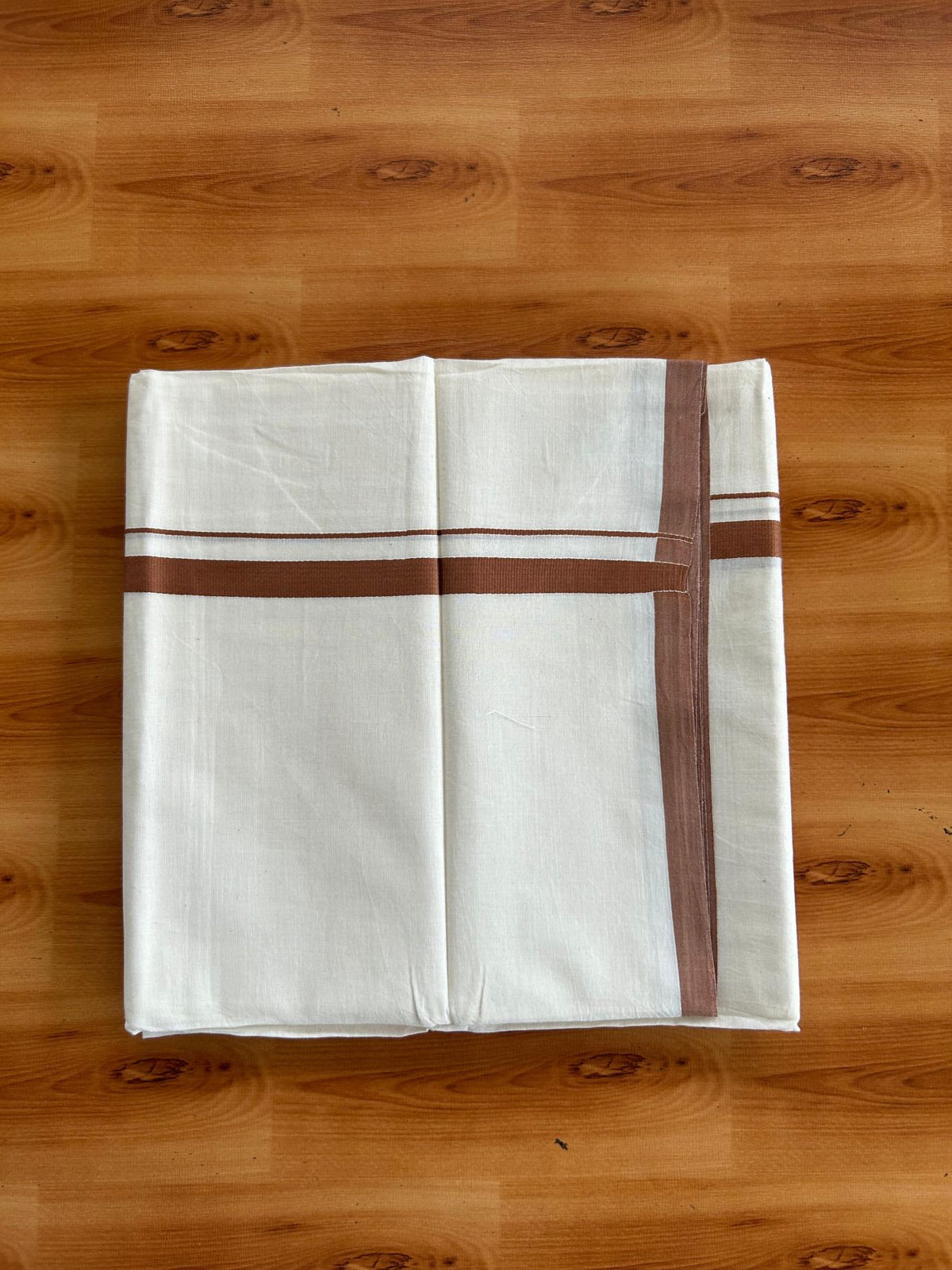 Double Off White (Unbleached) Mundu/Dhoti - 20% Discount!! KaithariKada Pulimood 100% Cotton 80s - 0.5 inch Puliyilakkara Brown colour Kara - 3.90 mtr (8.5 muzham) - 25 KK5548 VAS